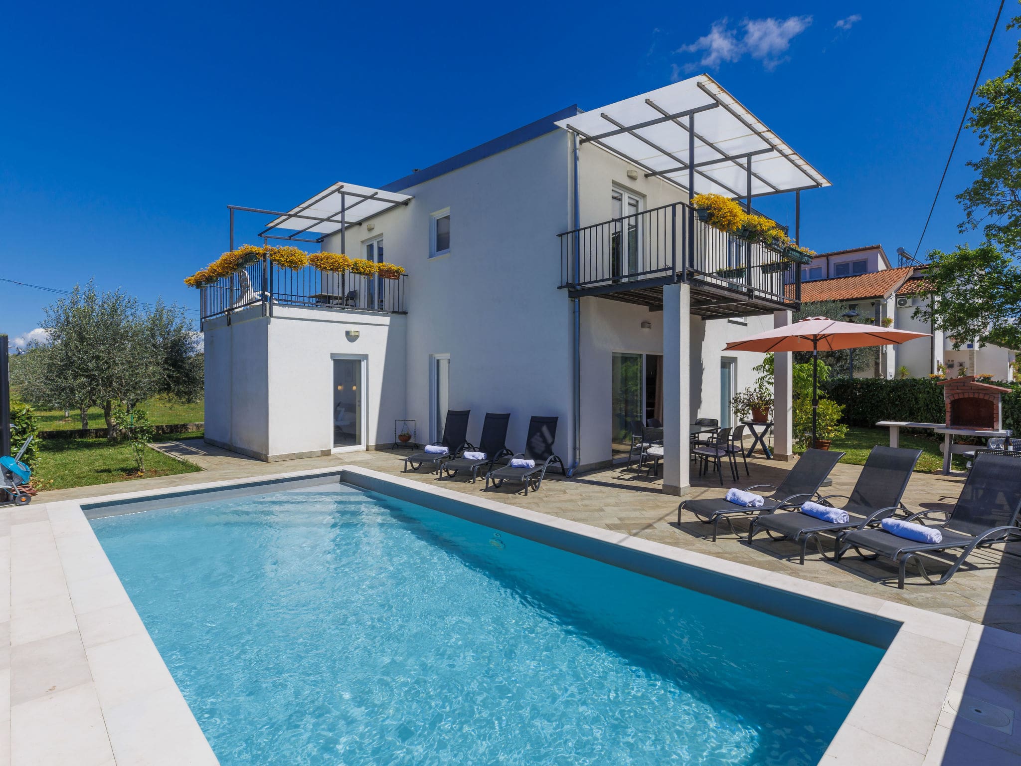 Villa Liburnija Umag: Stunning 5-Bedroom Holiday Villa with Private Pool and Country Views near Croatian Coast