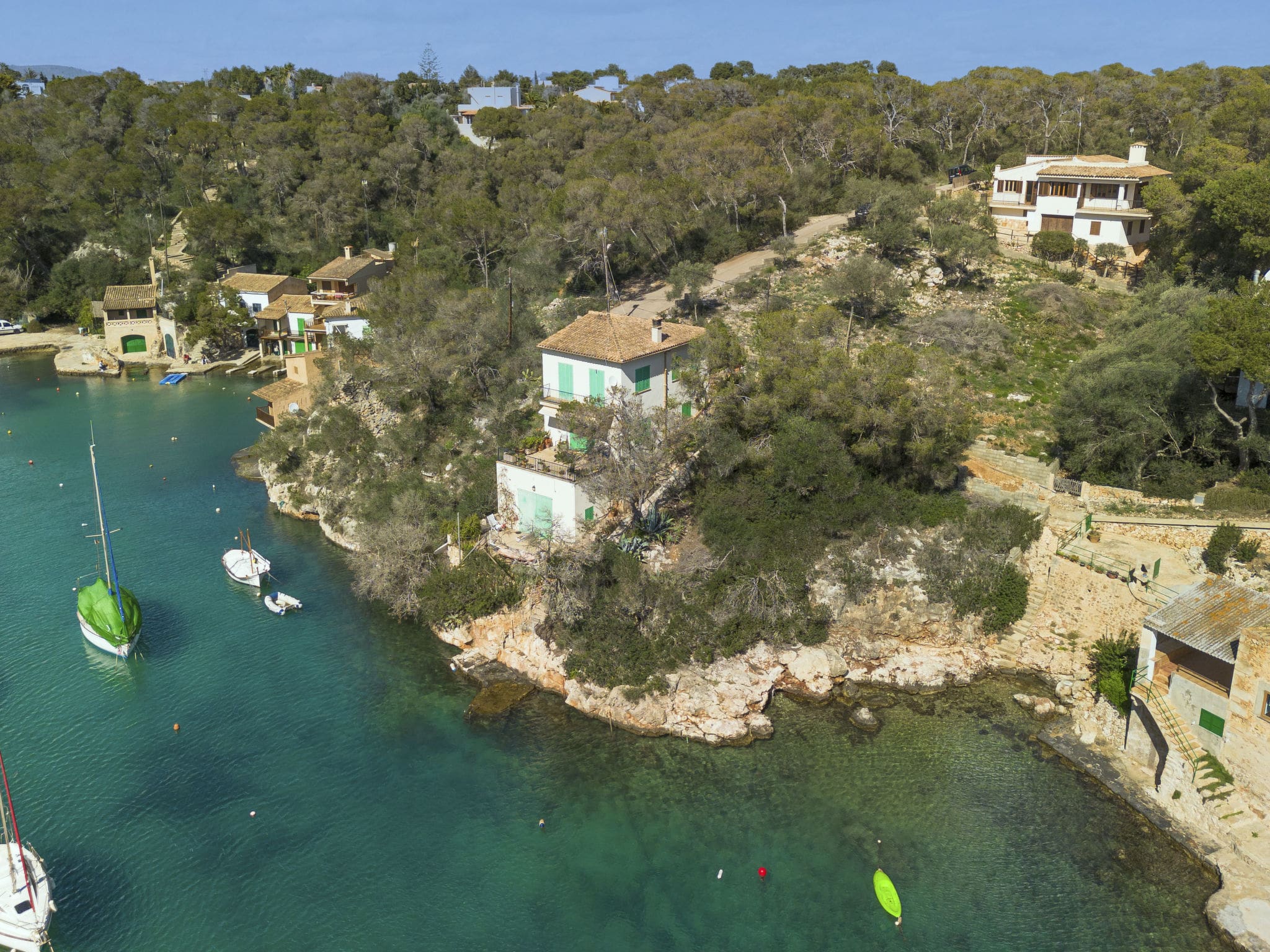 Villa Llevant Cala Figuera: Stunning 3-Bedroom Beachfront House with Direct Sea Access and Bay Views in Santanyi Mallorca
