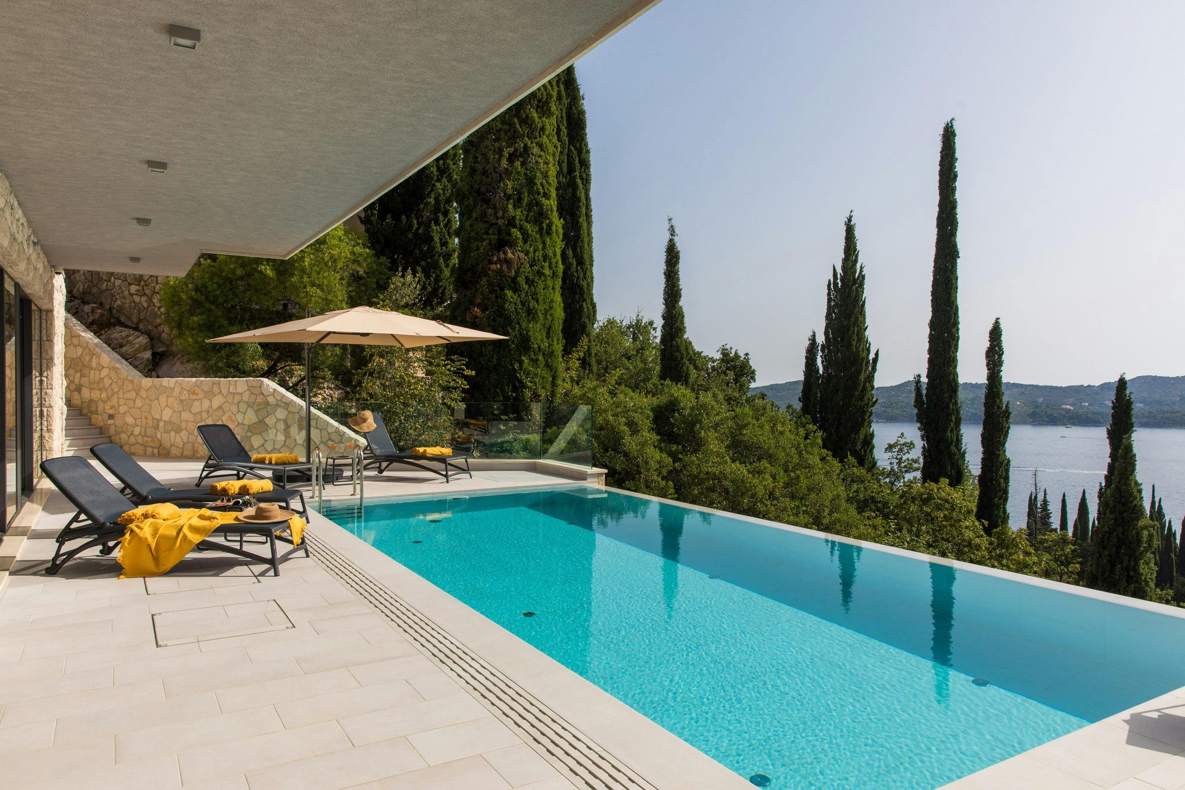 Villa Lokrum Dubrovnik: Elegant 5-Bedroom Villa with Sea Views and Pool, Dubrovnik