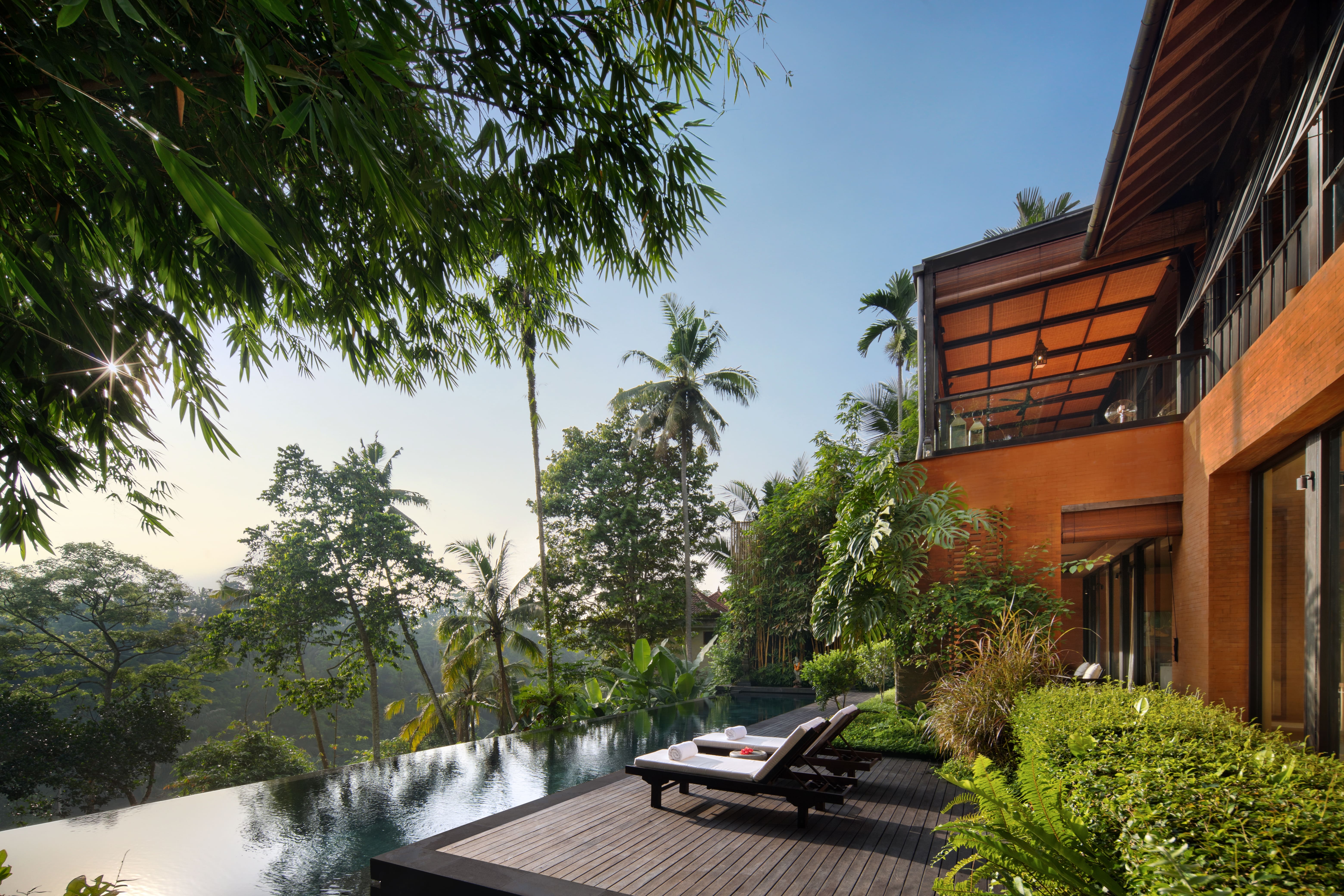 Villa Lontar Ubud: Luxurious 5-Bedroom Apartment with Infinity Pool, Bali