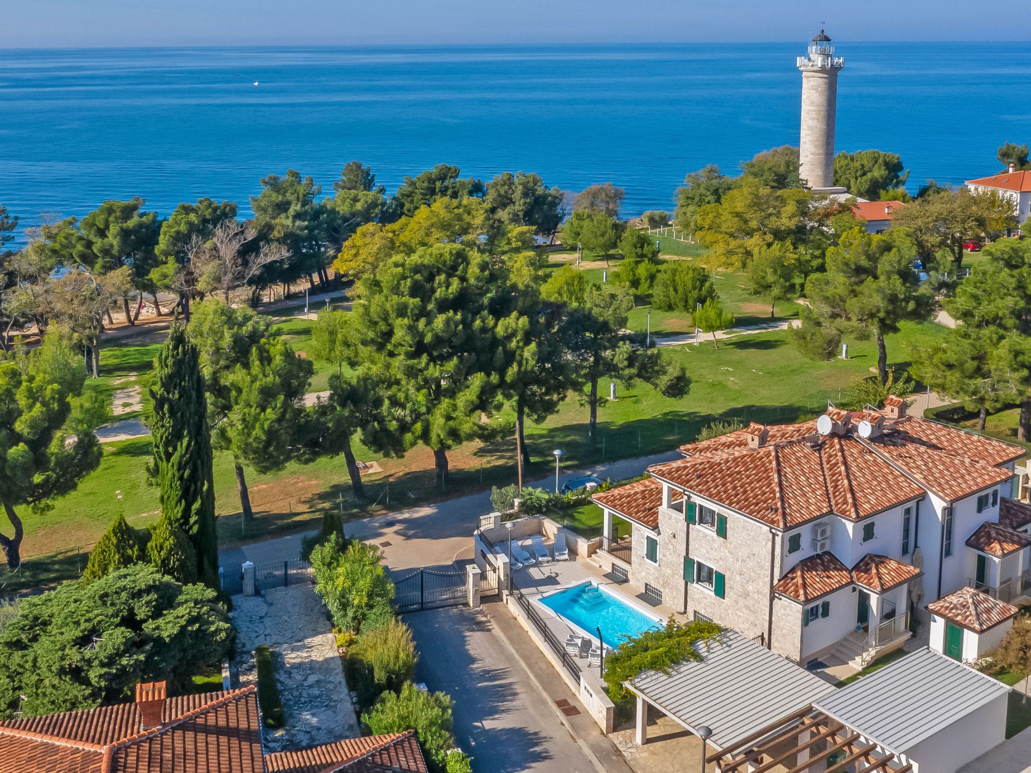 Villa Lovrečica Umag: Stunning 4-Bedroom Beachfront Villa with Private Pool and Sea Views in Croatian Istria