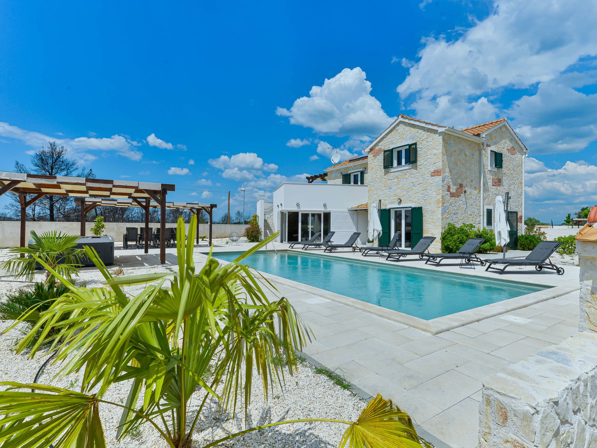 Villa Maestral Zaton: Stunning 5-Bedroom Modern Villa with Private Pool and Sauna in Dalmatia Croatia