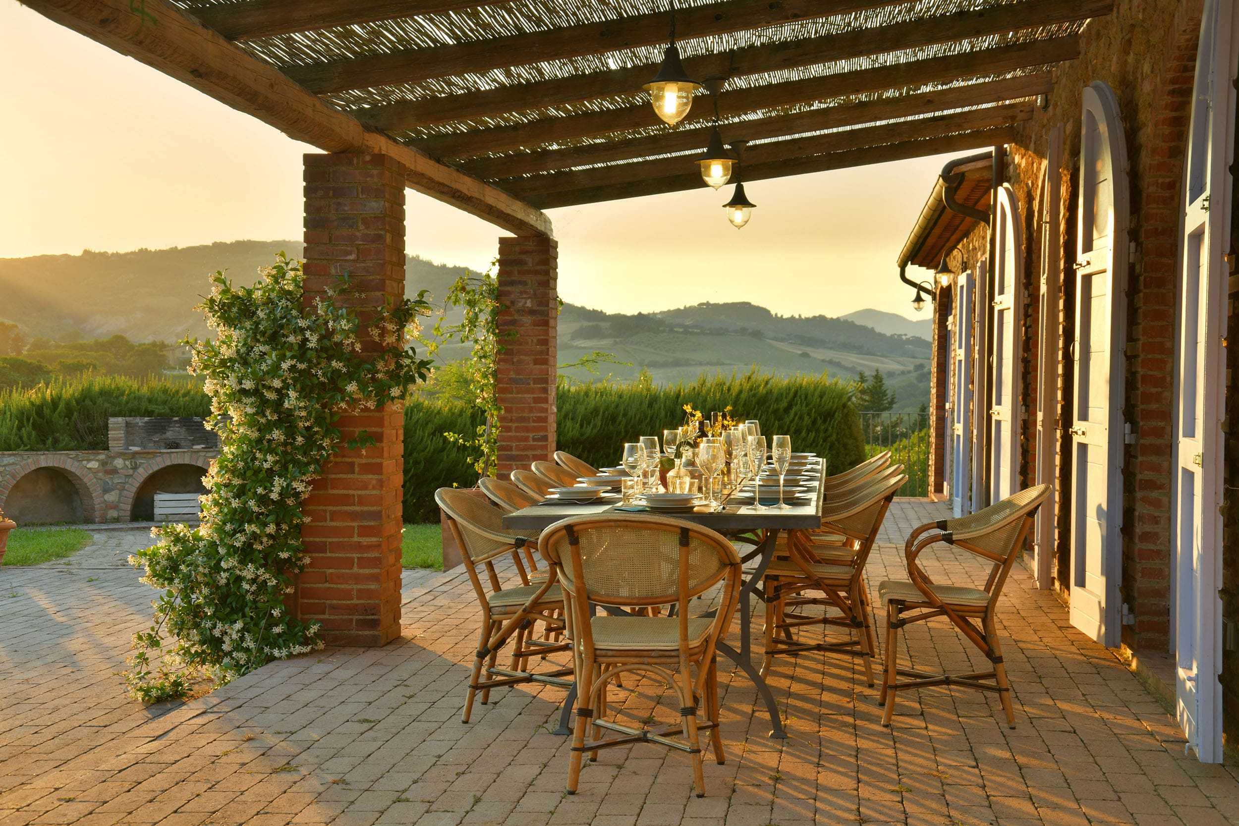 Villa Maestrale Livorno: Luxury 6-Bedroom Villa with Seaview and Pool, Livorno