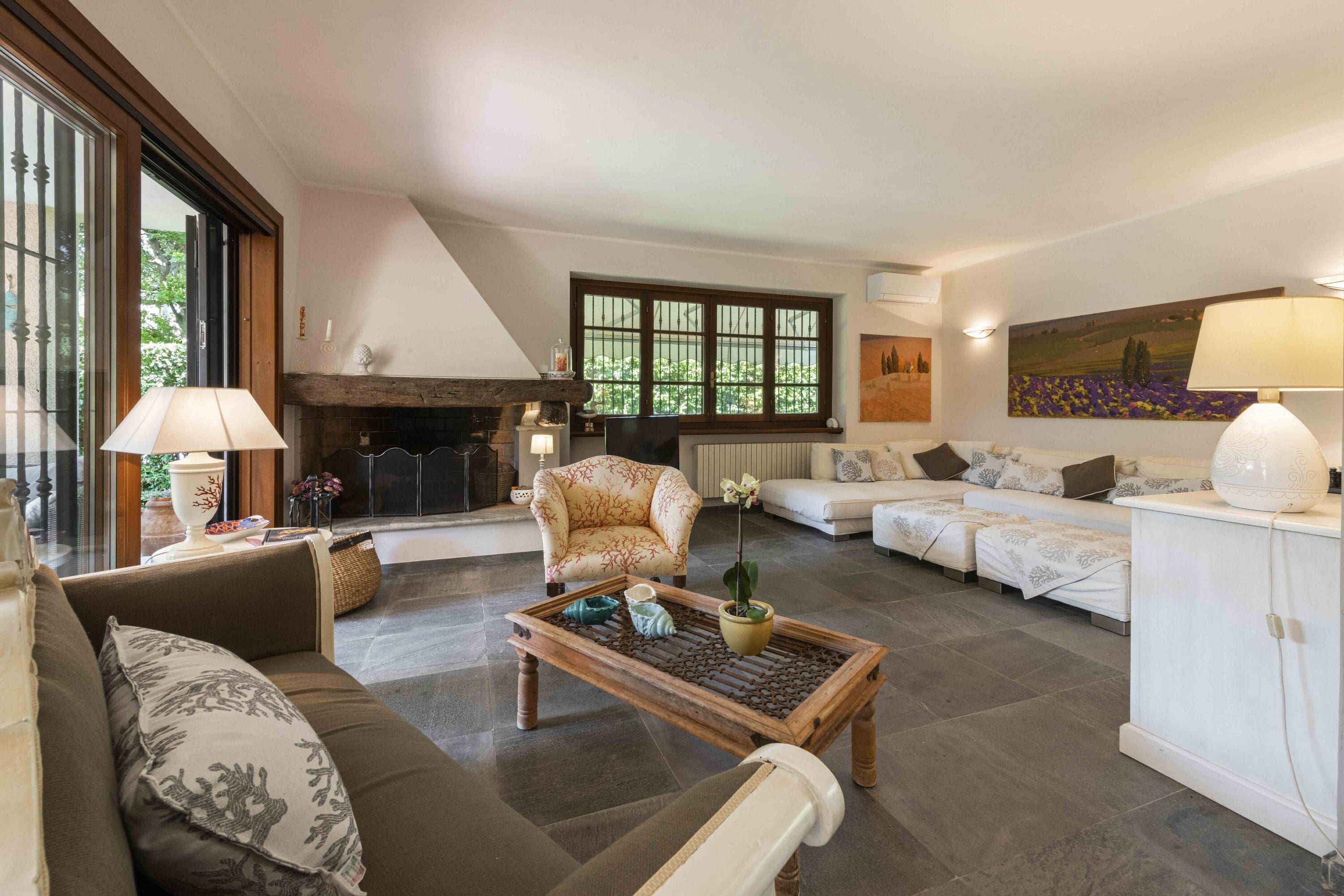 Villa Maestrale Massa: Luxury 4-Bedroom Villa with Sea Views, Massa, Tuscany