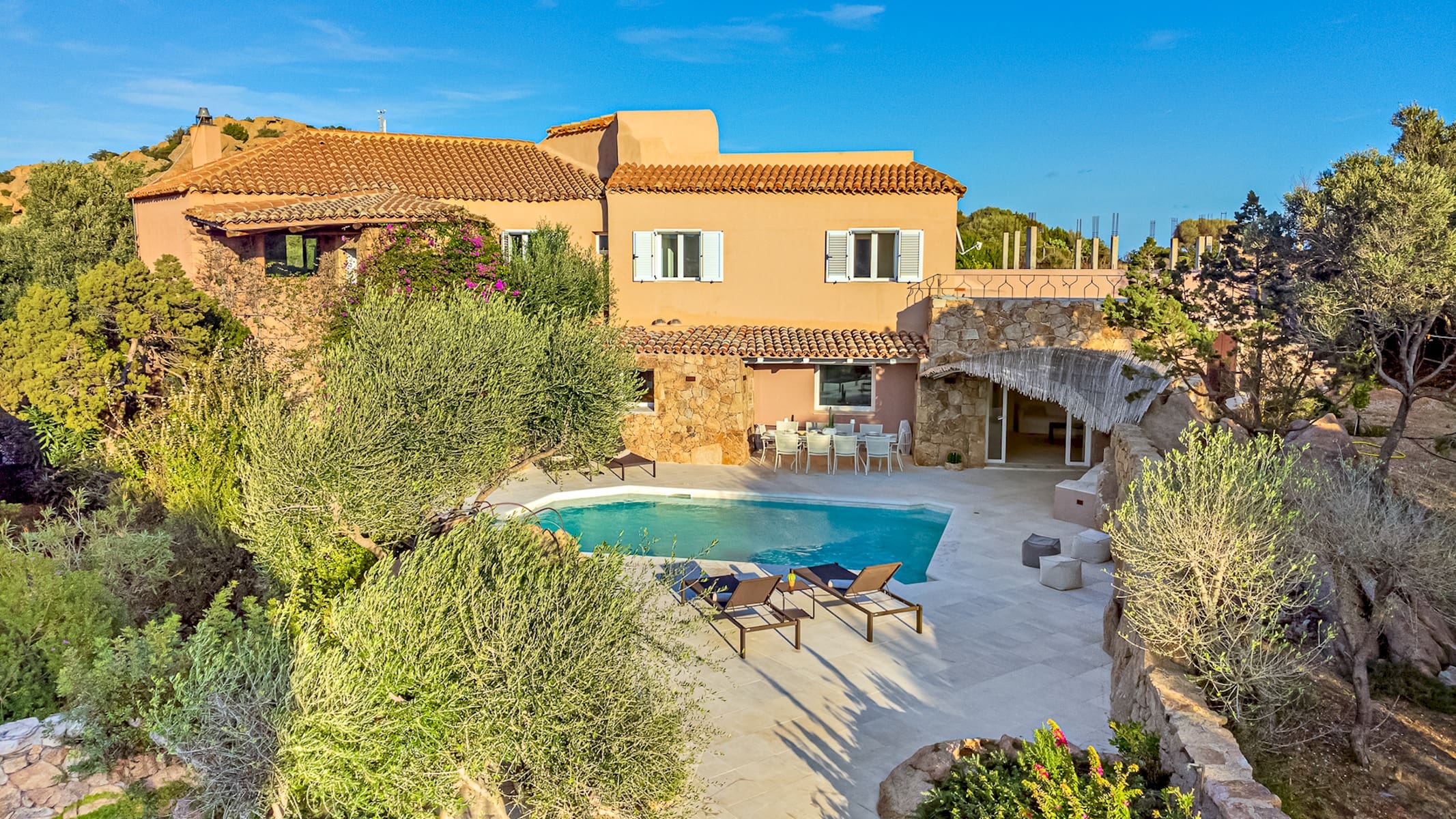Villa Maestrale Sardegna: Luxury 6-Bedroom Villa with Seaview and Pool, Sardinia North