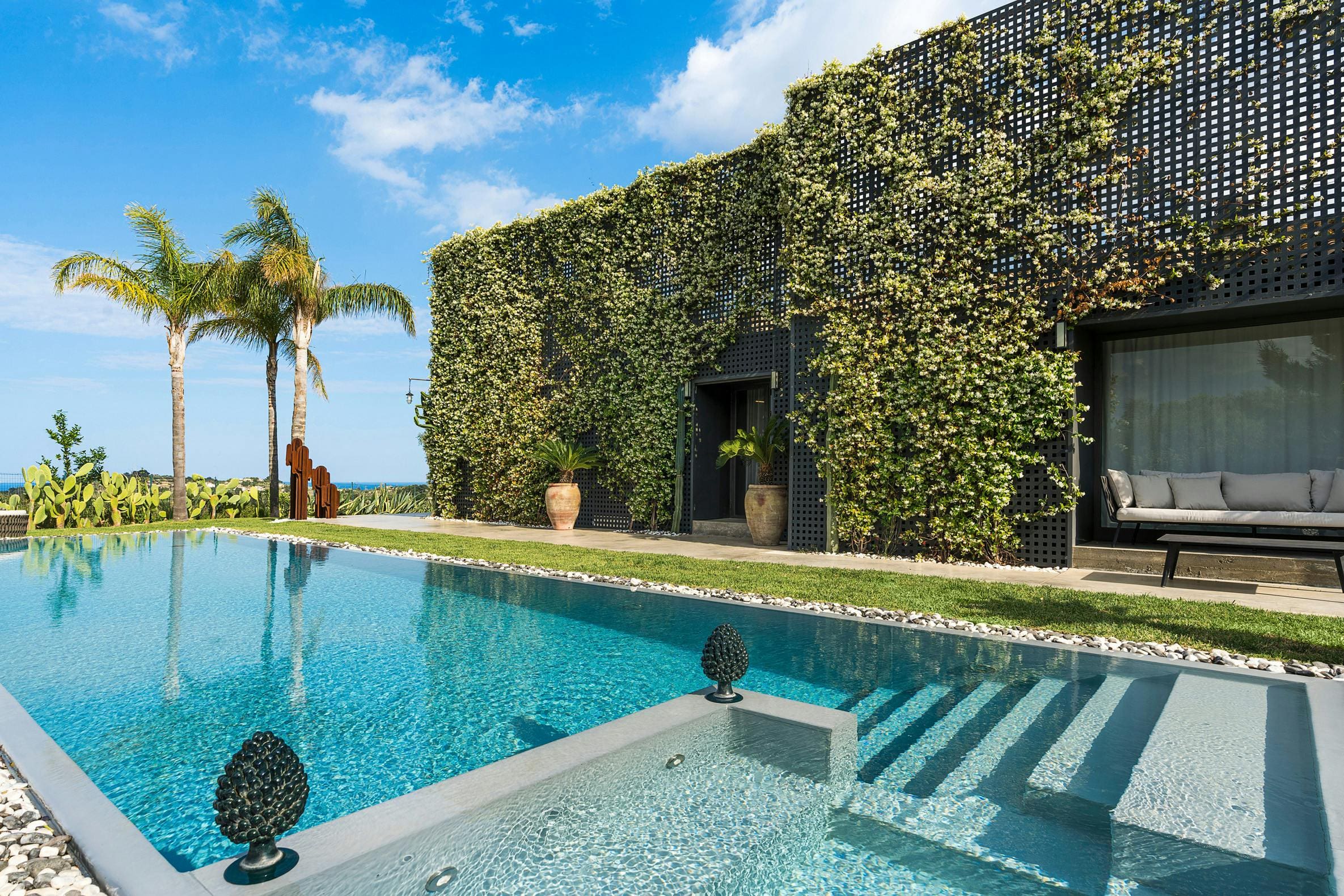 Villa Mandorla Noto: Luxury 4-Bedroom Villa with Pool and Countryside Charm, Sicily