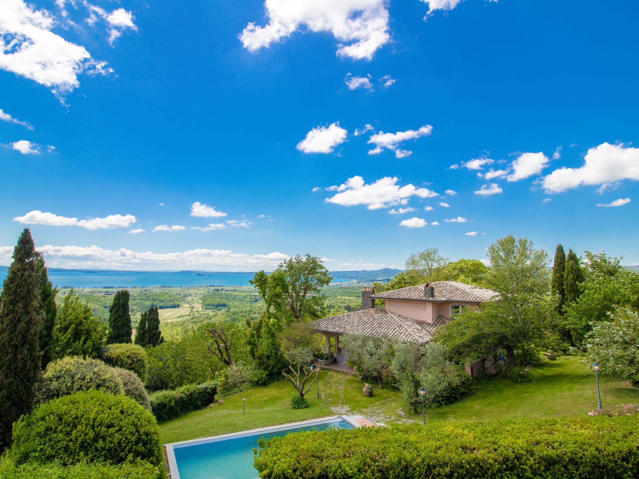 Villa Maremma Bolsena: Stunning 4-Bedroom Private Villa with Infinity Pool and Lake Bolsena Views in Central Italy
