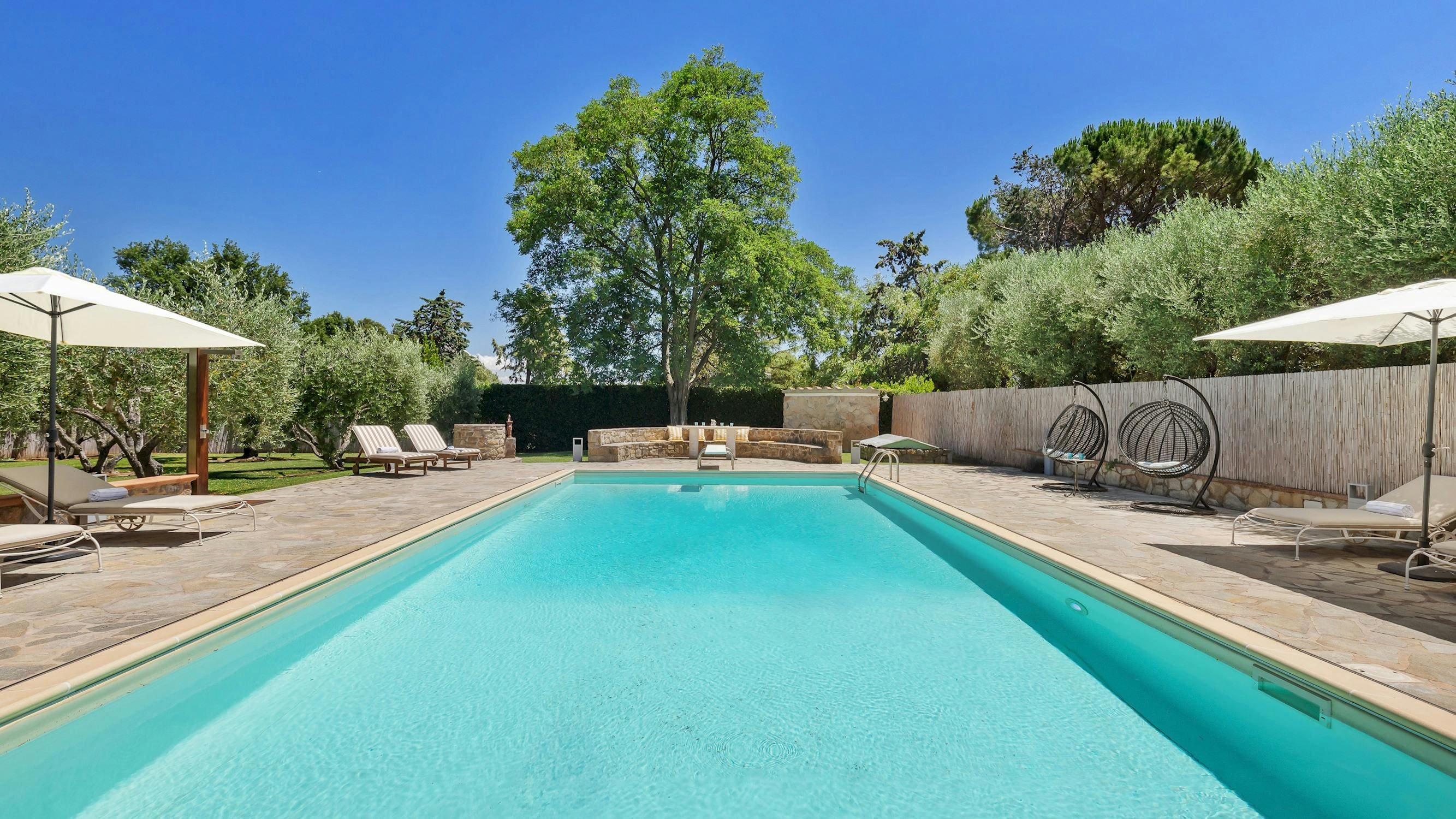 Villa Maremma Grosseto: Elegant 5-Bedroom Villa with Pool, Near Beach and Countryside, Grosseto