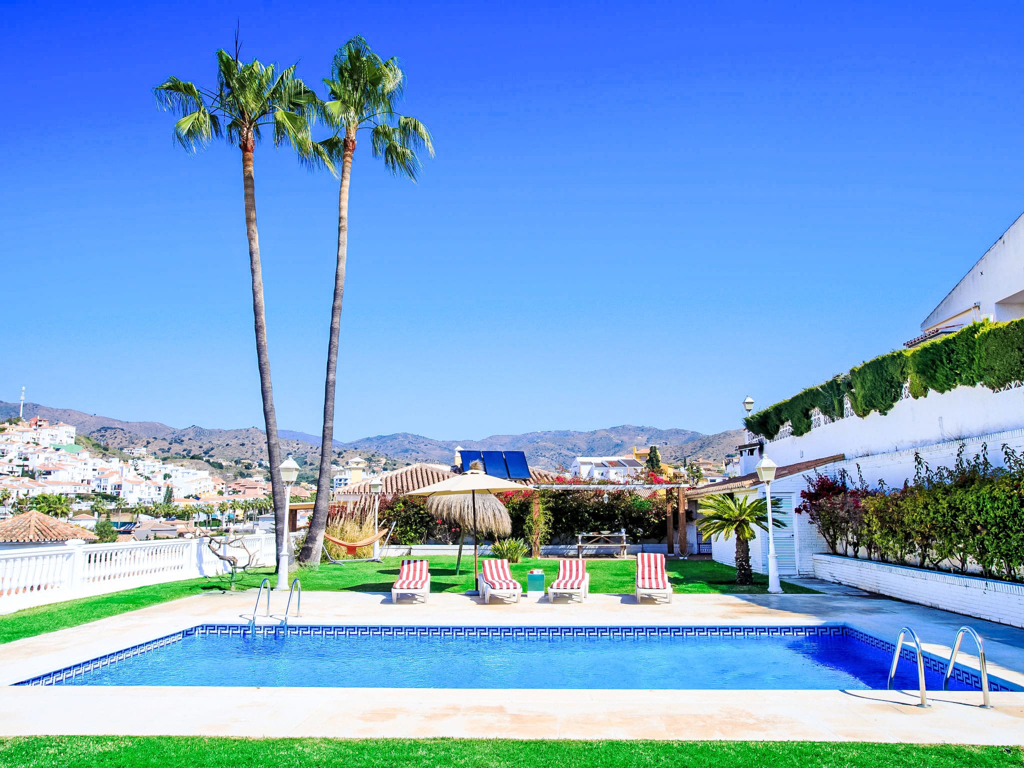 Villa Maroma Rincón: Stunning 4-Bedroom Mediterranean Villa with Private Pool and Panoramic Sea Views Costa del Sol