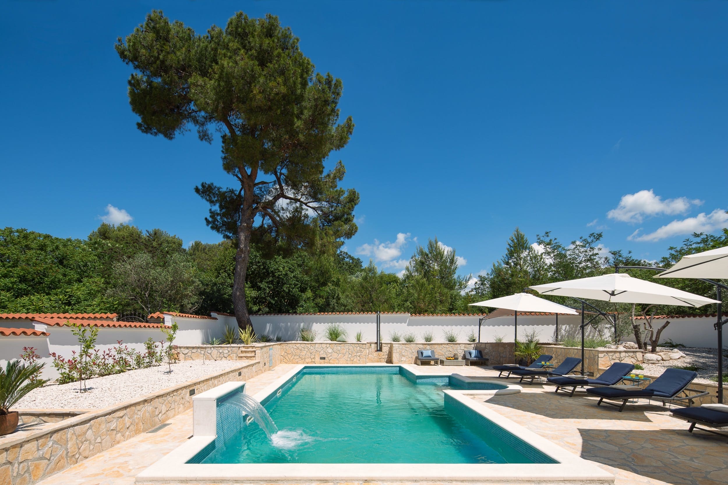 Villa Maslina Fažana: Luxury 5-Bedroom Villa with Seaview and Pool, Istria