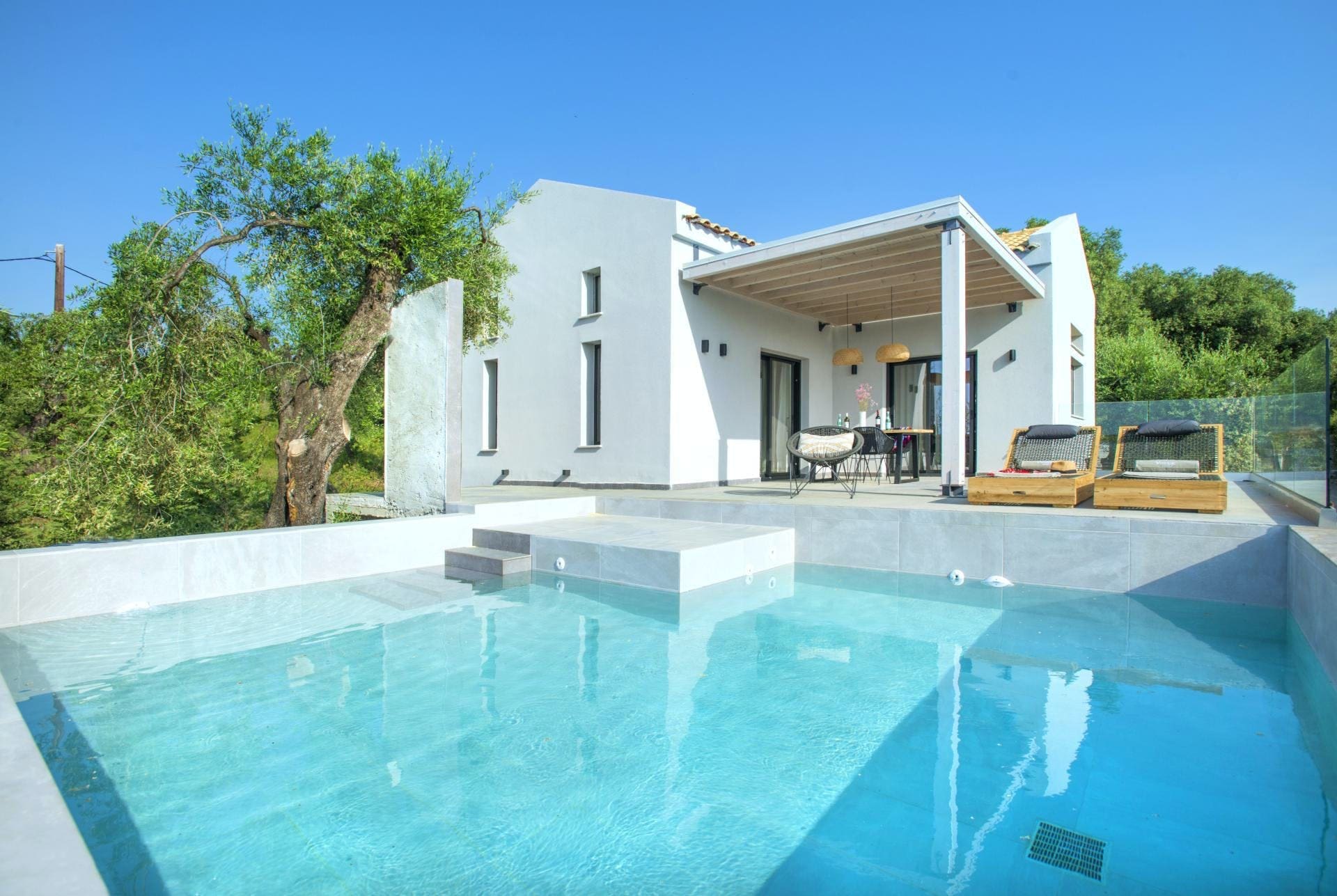 Villa Mavri Acharavi: Luxury 2-Bedroom Villa with Private Pool and Sea Views, Acharavi Corfu