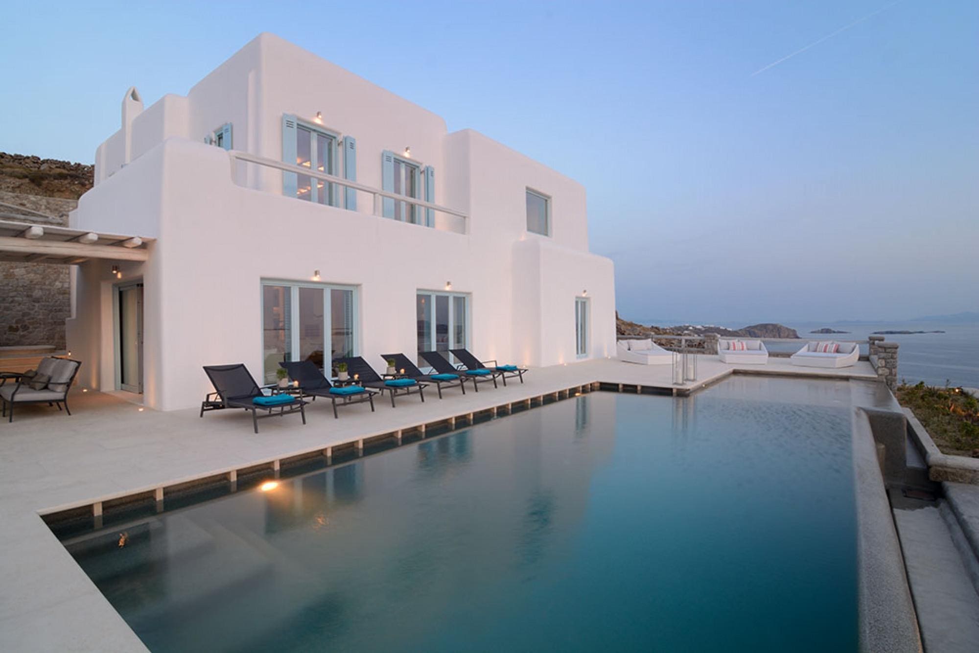Villa Meltemi Agios Ioannis Agios Ioannis 14: 7-Bedroom Luxury Apartment with Pool and Sea Views, Agios Ioannis