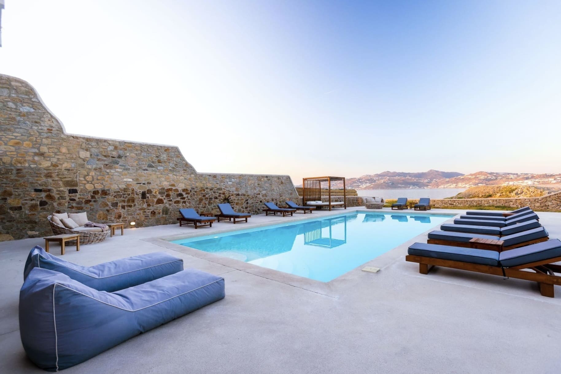 Villa Meltemi Agios Ioannis Agios Ioannis 15: Luxury 6-Bedroom Villa with Pool and Sea Views, Agios Ioannis