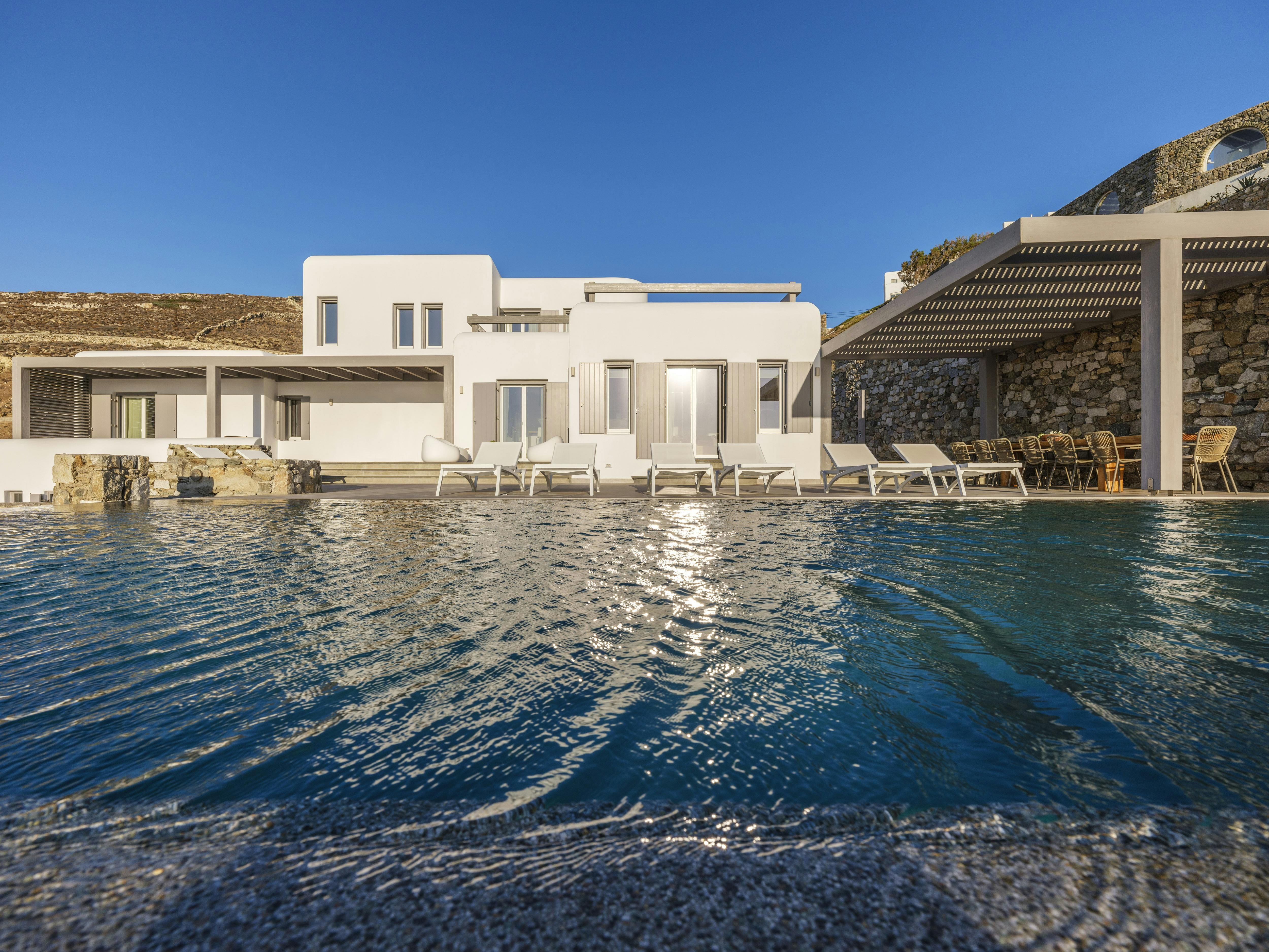 Villa Meltemi Agios Ioannis Agios Ioannis 8: Luxury 6-Bedroom Villa with Infinity Pool, Agios Ioannis, Mykonos