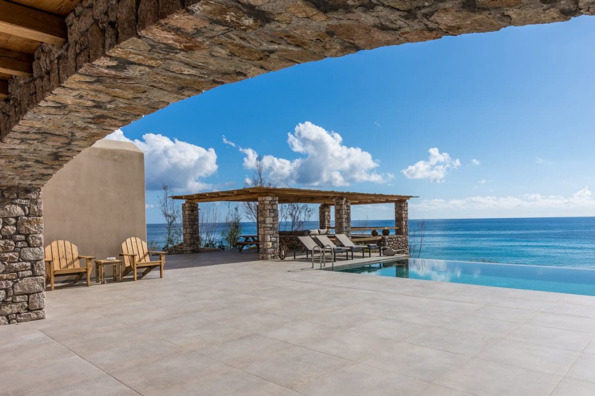 Villa Meltemi Arvi: Luxury 12-Bedroom Villa with Infinity Pool, Crete