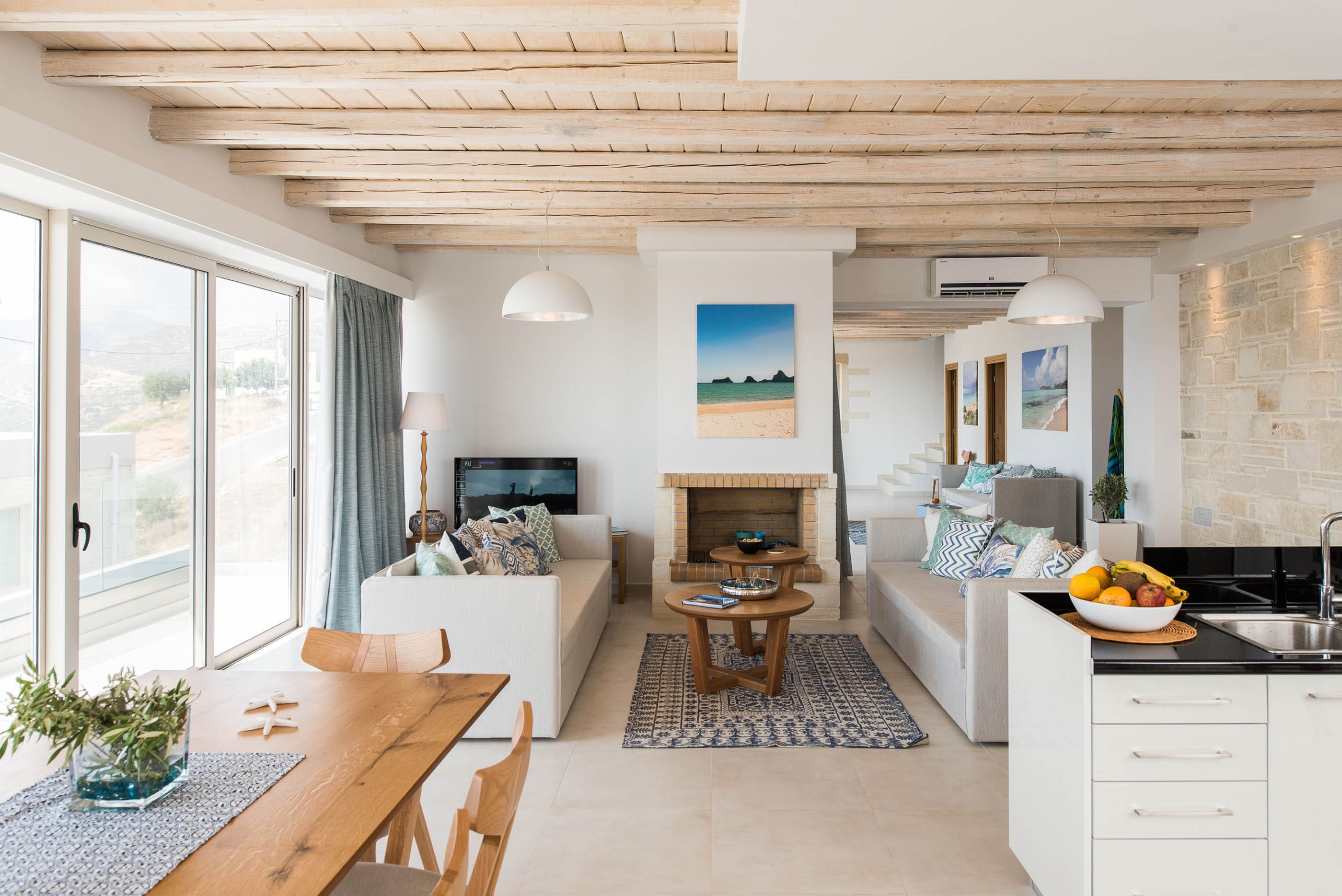 Villa Meltemi Chania Crete 4: Spacious 5-Bedroom Luxury Apartment with Pool, Crete