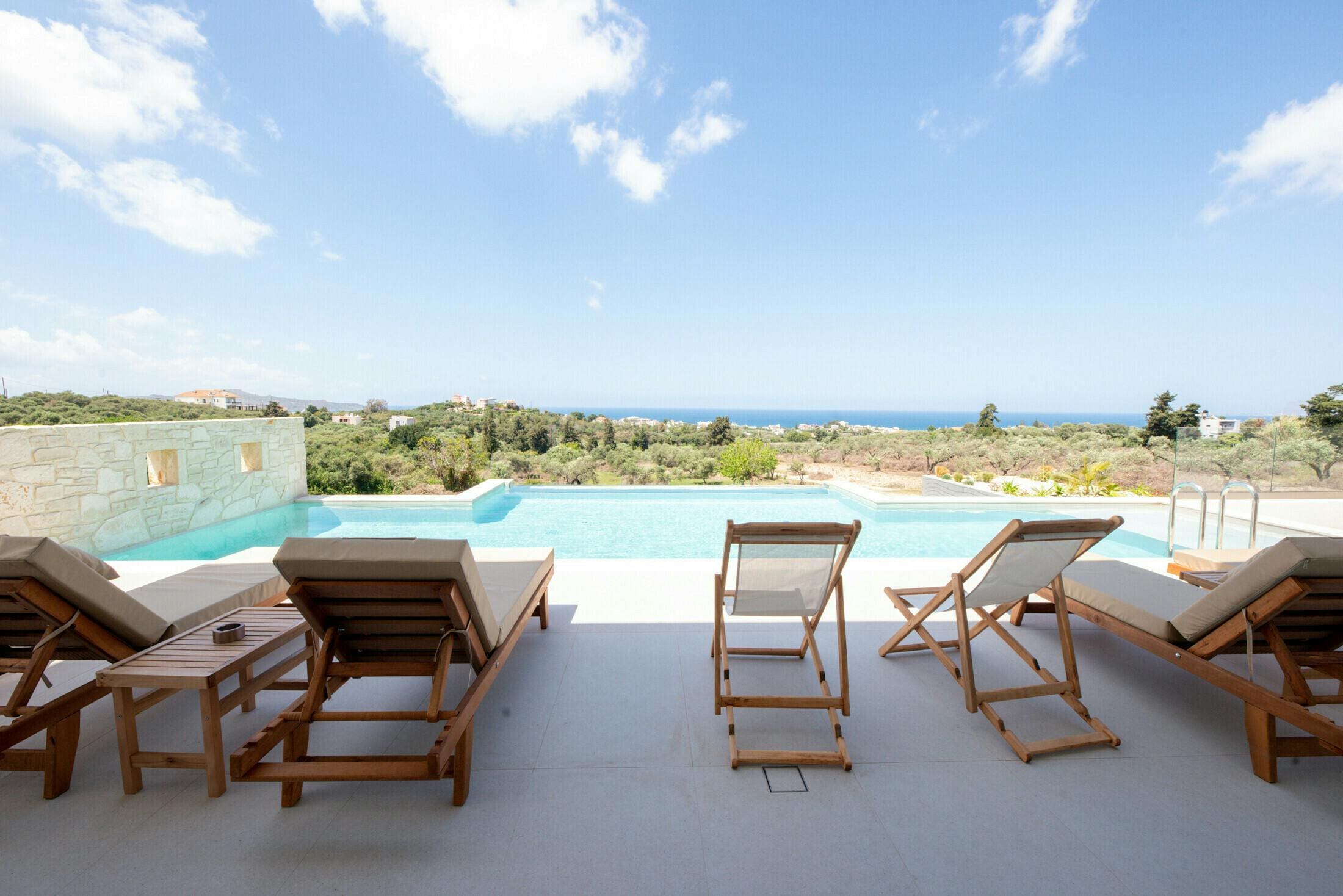 Villa Meltemi Chania: Luxury 6-Bedroom Villa with Seaview and Pool, Chania
