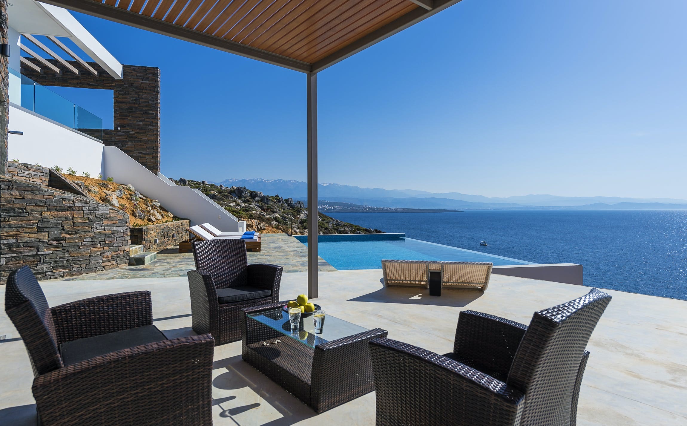 Villa Meltemi Chorafakia Chorafakia 5: Spacious 4-Bedroom Luxury Apartment with Sea Views, Crete