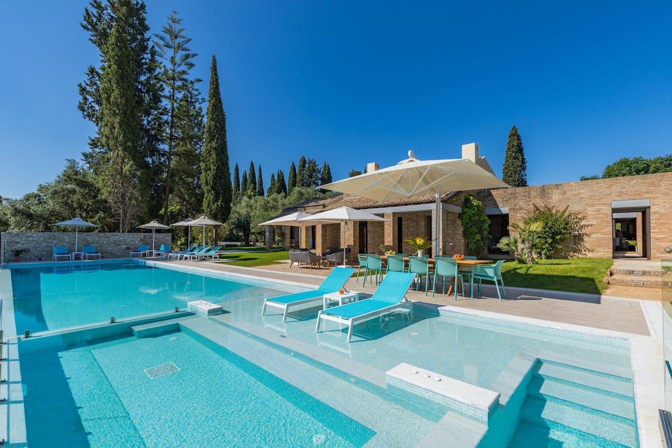Villa Meltemi Corfu Corfu 14: Luxury 4-Bedroom Apartment with Seaview and Pool, Corfu
