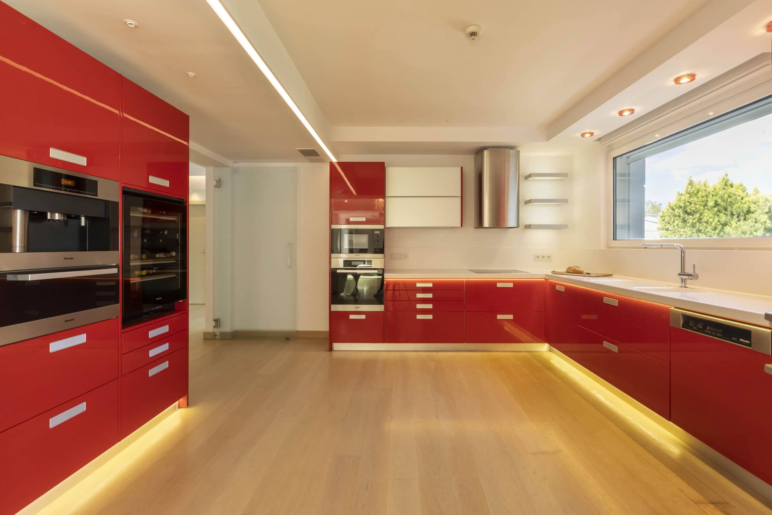 Villa Meltemi Corinthia: Luxury 9-Bedroom Villa with Tennis Court and Seaview, Corinthia