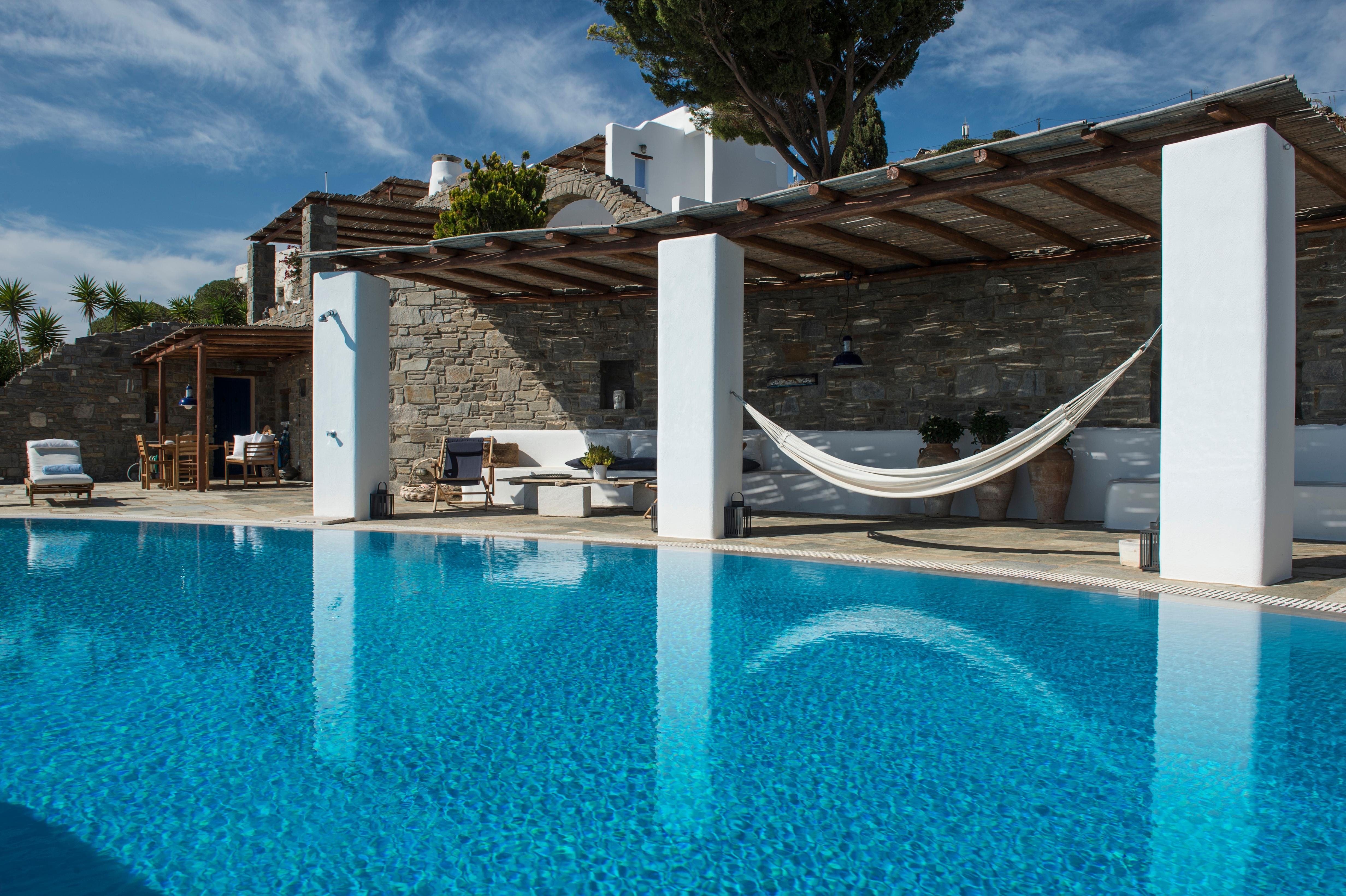 Villa Meltemi Drios Paros 3: Luxury 4-Bedroom Apartment with Seaview and Pool, Paros