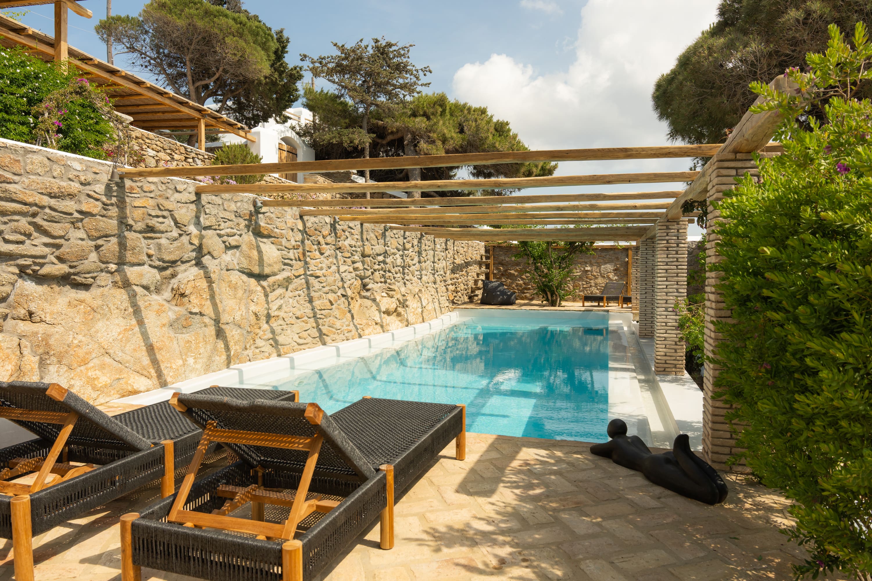Villa Meltemi Elia Elia 14: Spacious 5-Bedroom Apartment with Sea Views and Pool, Elia