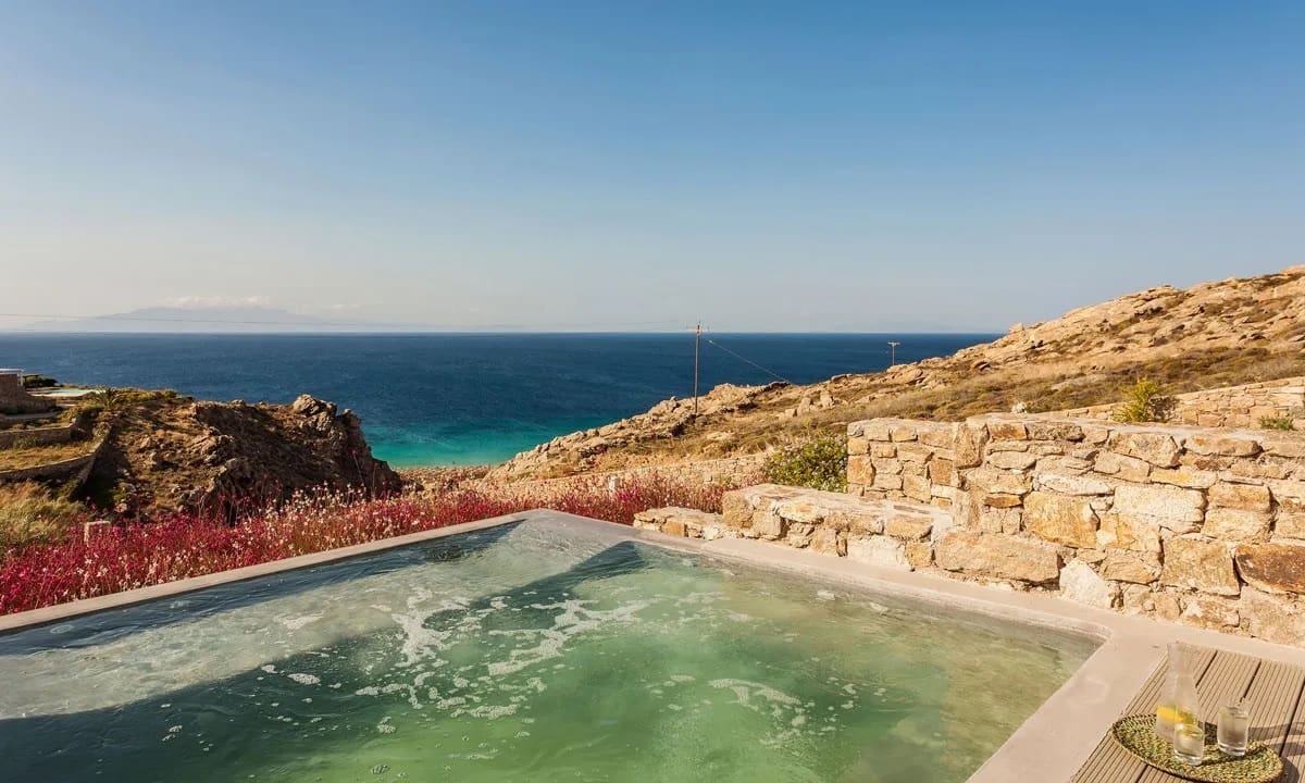 Villa Meltemi Elia: Luxury 7-Bedroom Villa with Infinity Pool and Seaview, Elia