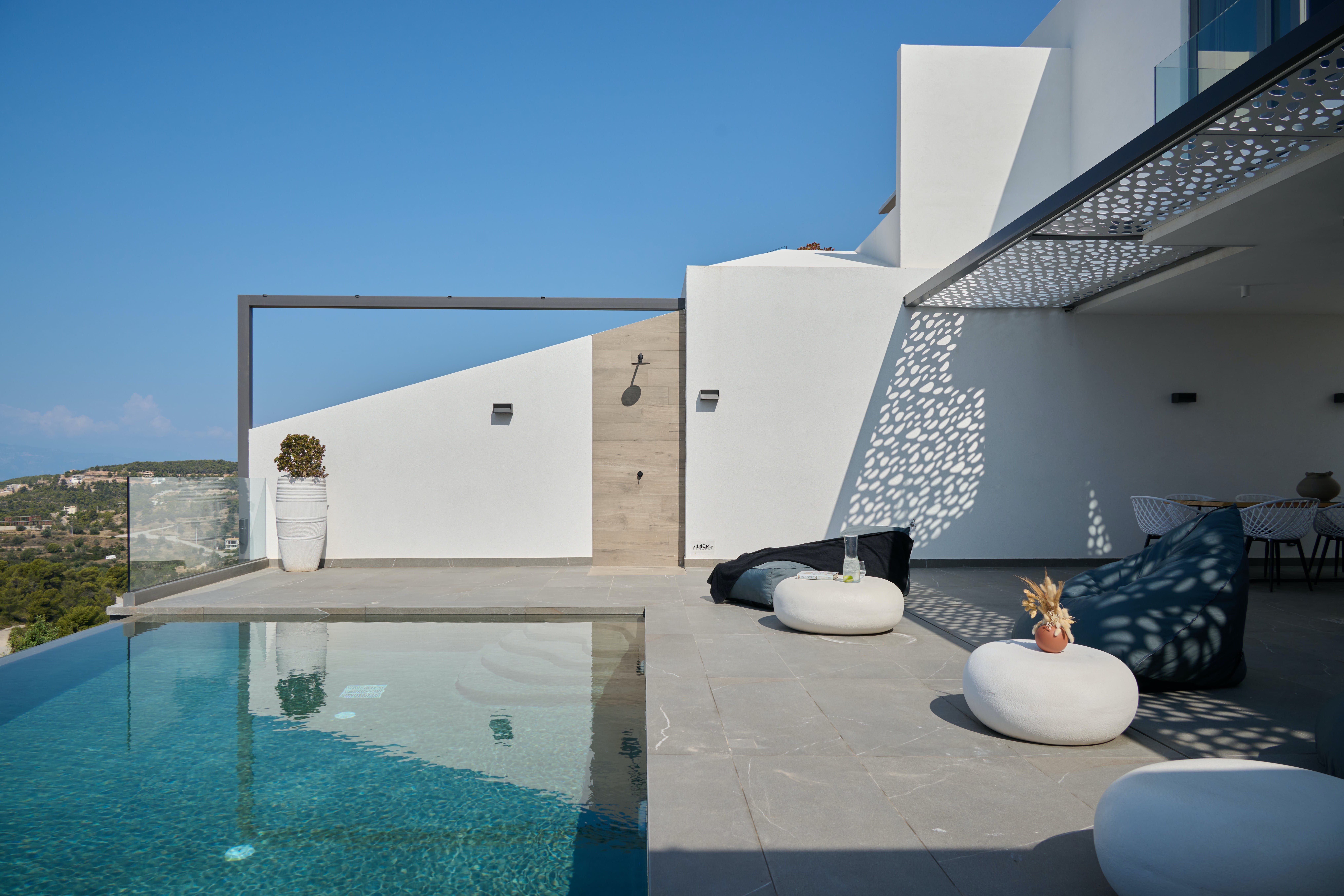 Villa Meltemi Elios Elios 6: Elegant 4-Bedroom Apartment with Seaview and Pool, Elios