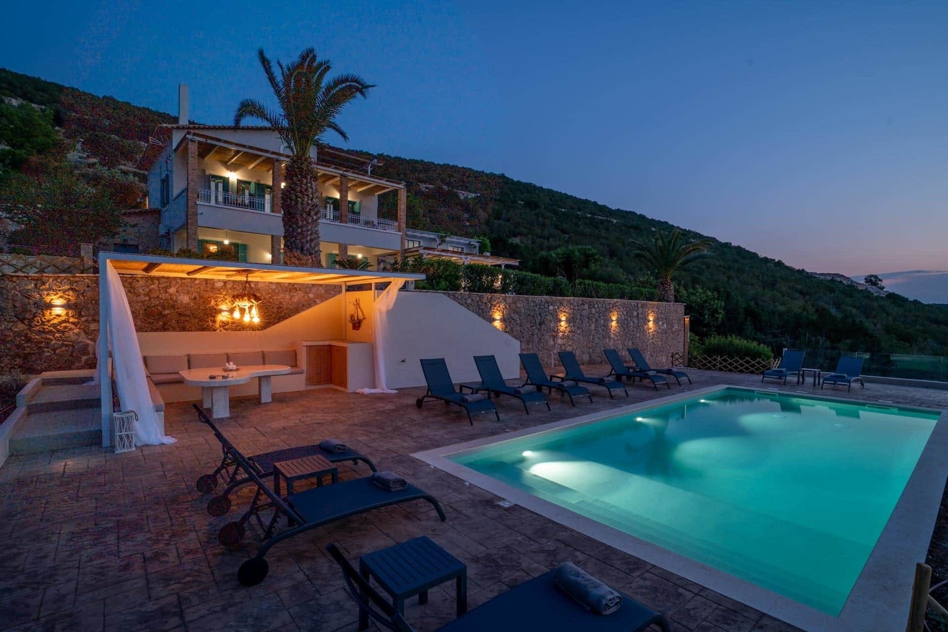 Villa Meltemi Elios: Luxury 6-Bedroom Villa with Sea View and Pool, Argolis