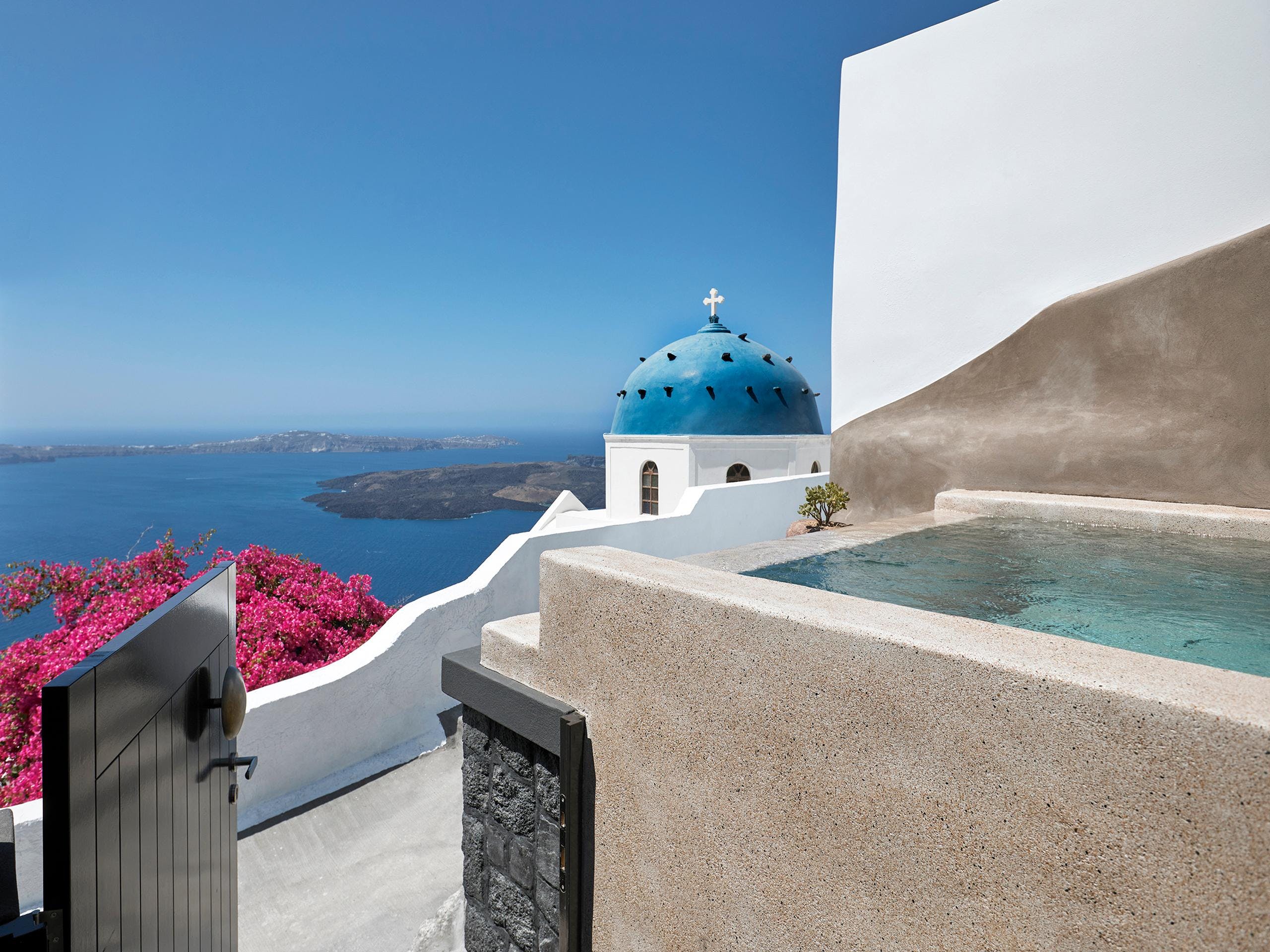 Villa Meltemi Imerovigli Santorini 3: Luxury 2-Bedroom Apartment with Seaviews and Hot Tub, Santorini