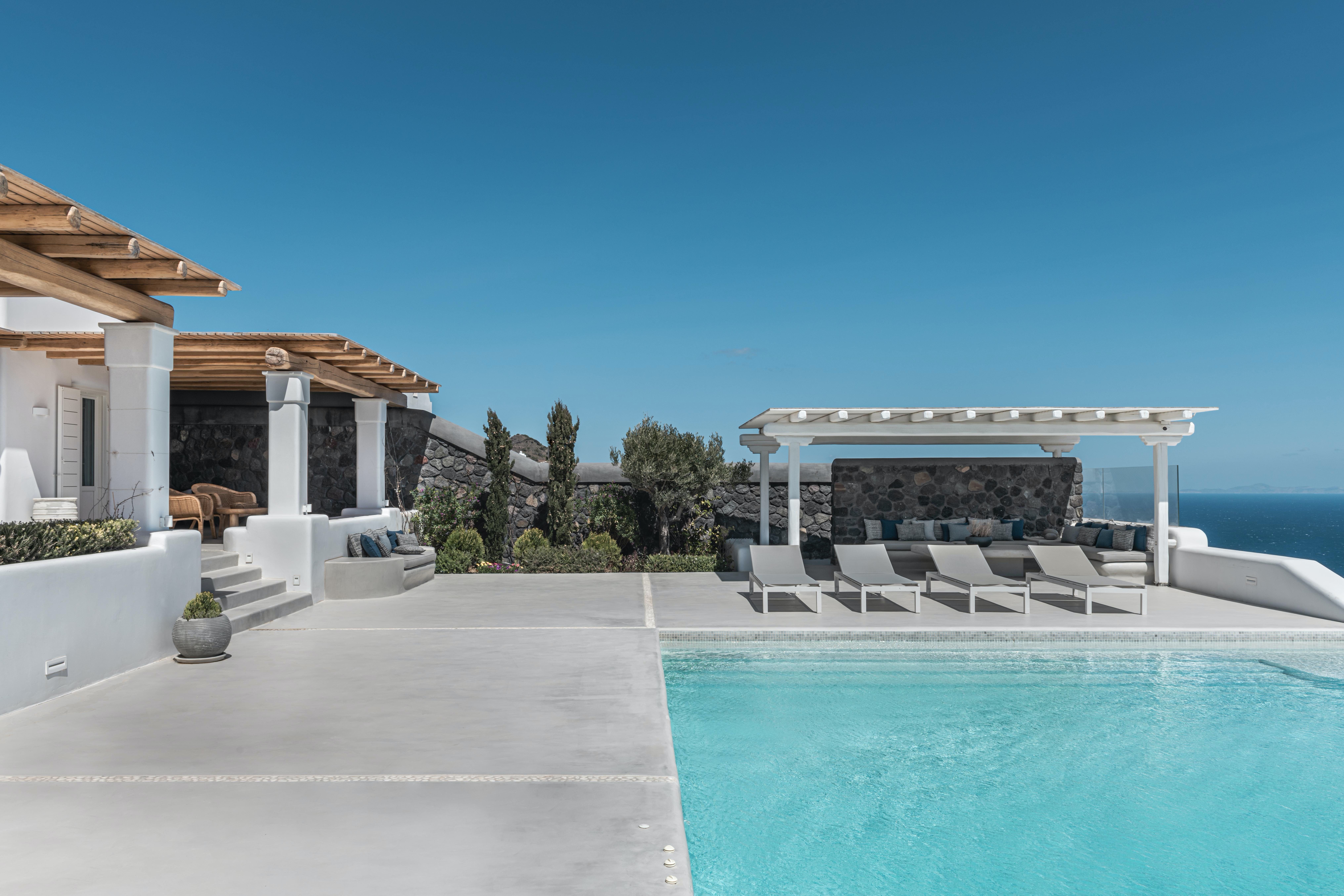 Villa Meltemi Imerovigli Santorini: Luxury 9-Bedroom Apartment with Seaview and Pool, Santorini