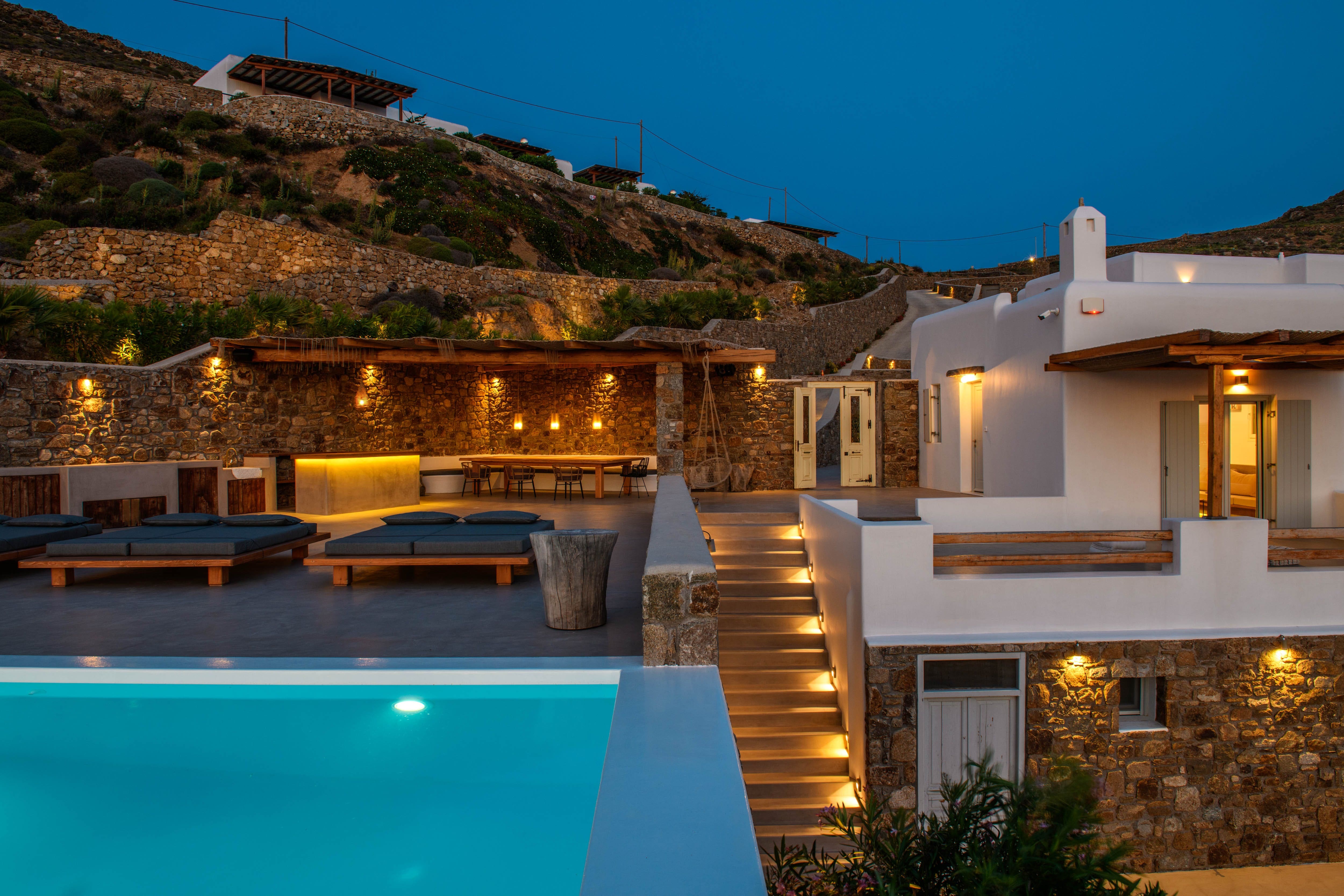 Villa Meltemi Kalafati Kalafati 19: Spacious 8-Bedroom Apartment with Infinity Pool, Mykonos