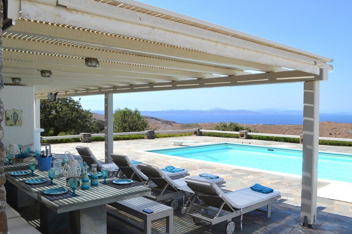 Villa Meltemi Kea Kea 7: Spacious 6-Bedroom Apartment with Stunning Sea Views, Kea