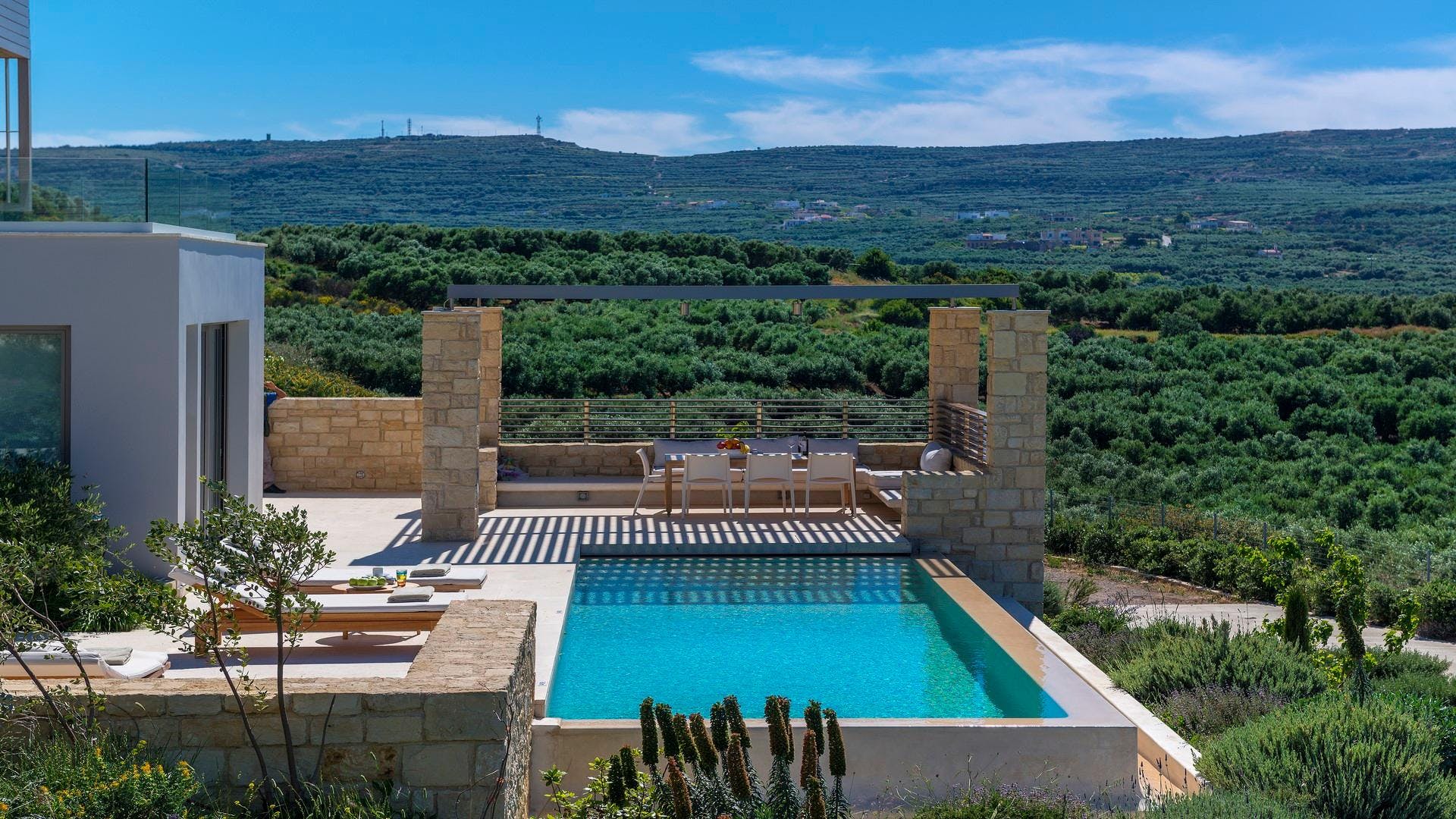 Villa Meltemi Kissamos Kissamos 15: Luxury 2-Bedroom Apartment with Infinity Pool, Kissamos