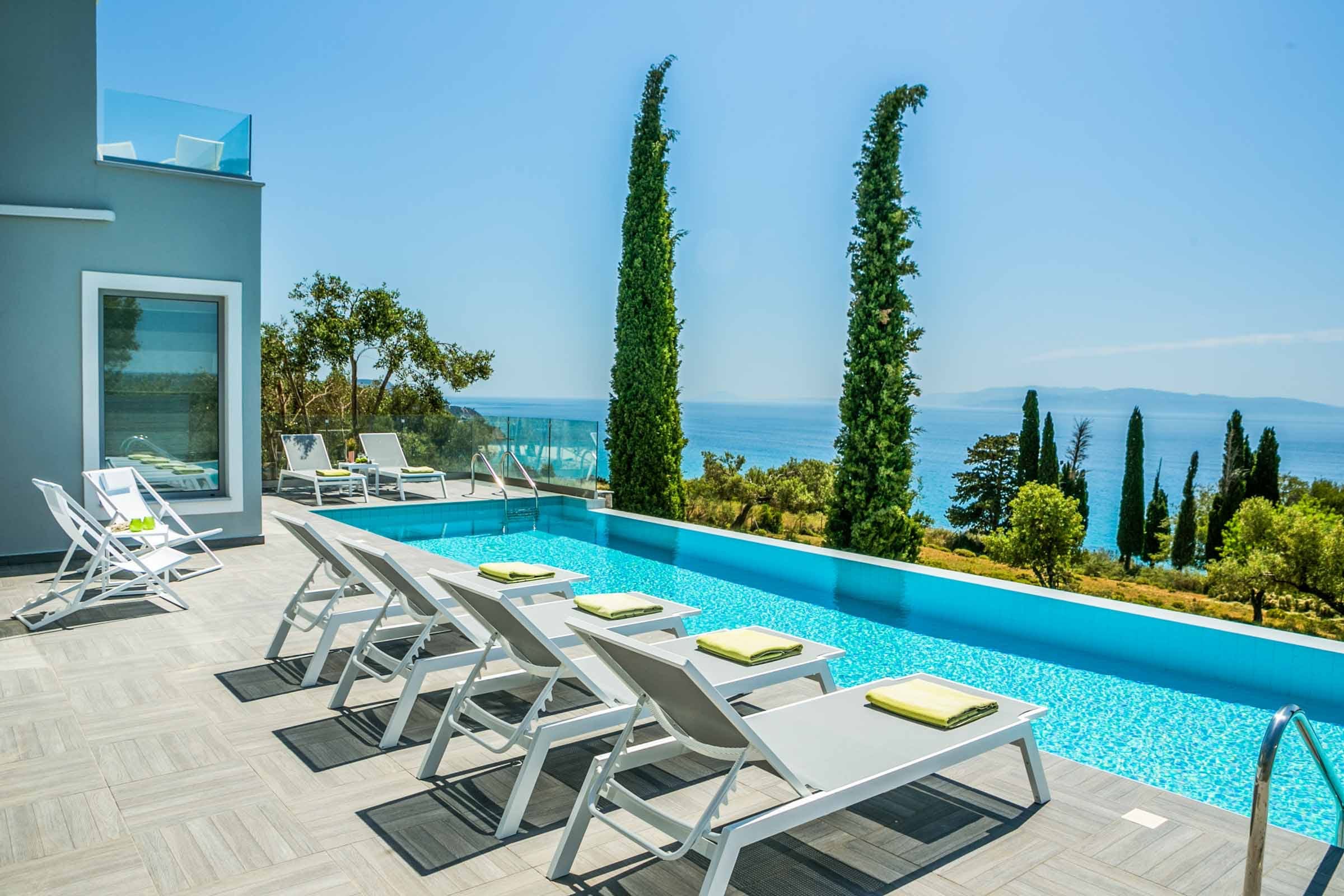 Villa Meltemi Livathos Livathos 16: Luxury 3-Bedroom Apartment with Seaviews and Pool, Livathos