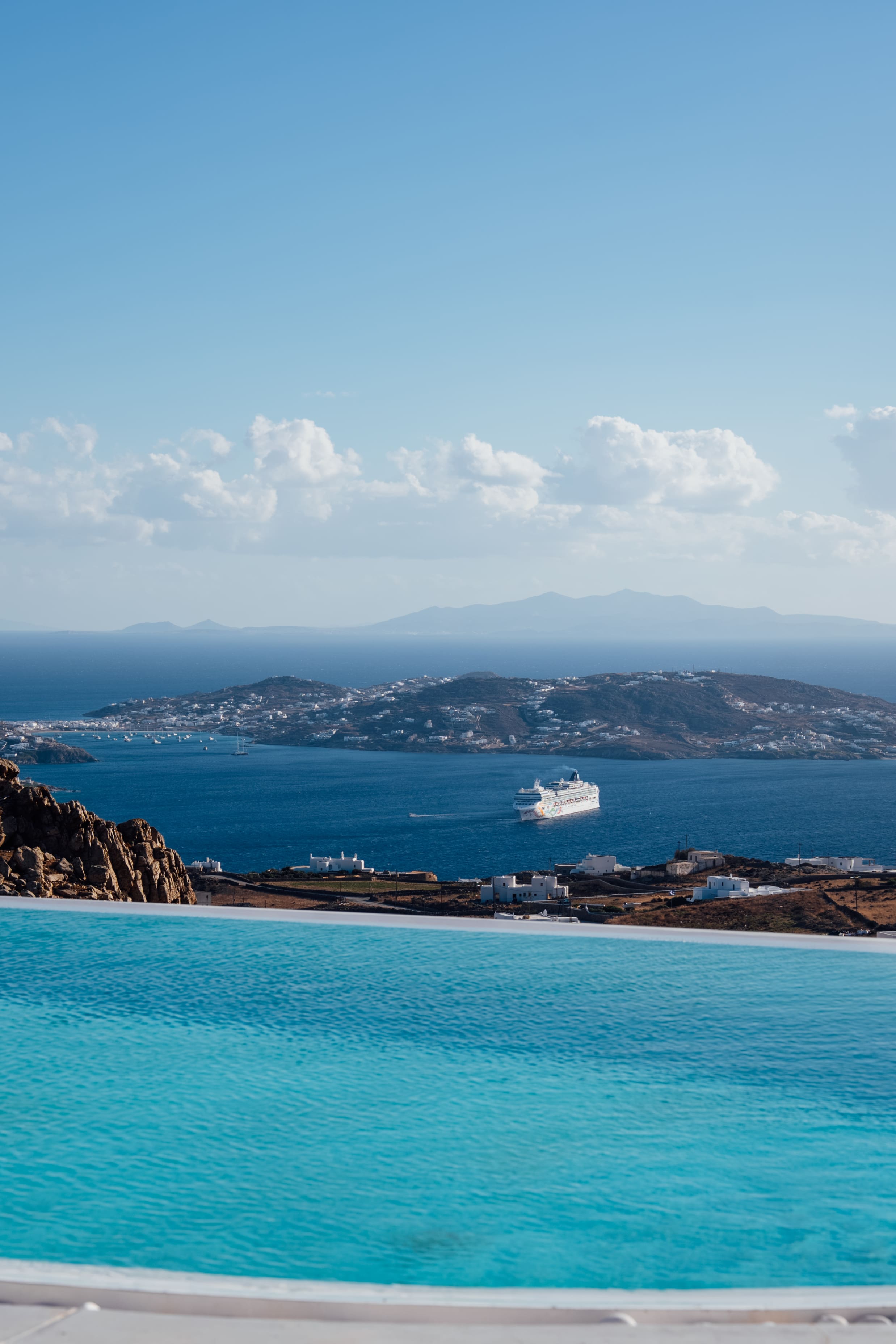 Villa Meltemi Mykonos Faros Armenistis 4: 8-Bedroom Luxury Villa with Infinity Pool and Sea Views, Mykonos