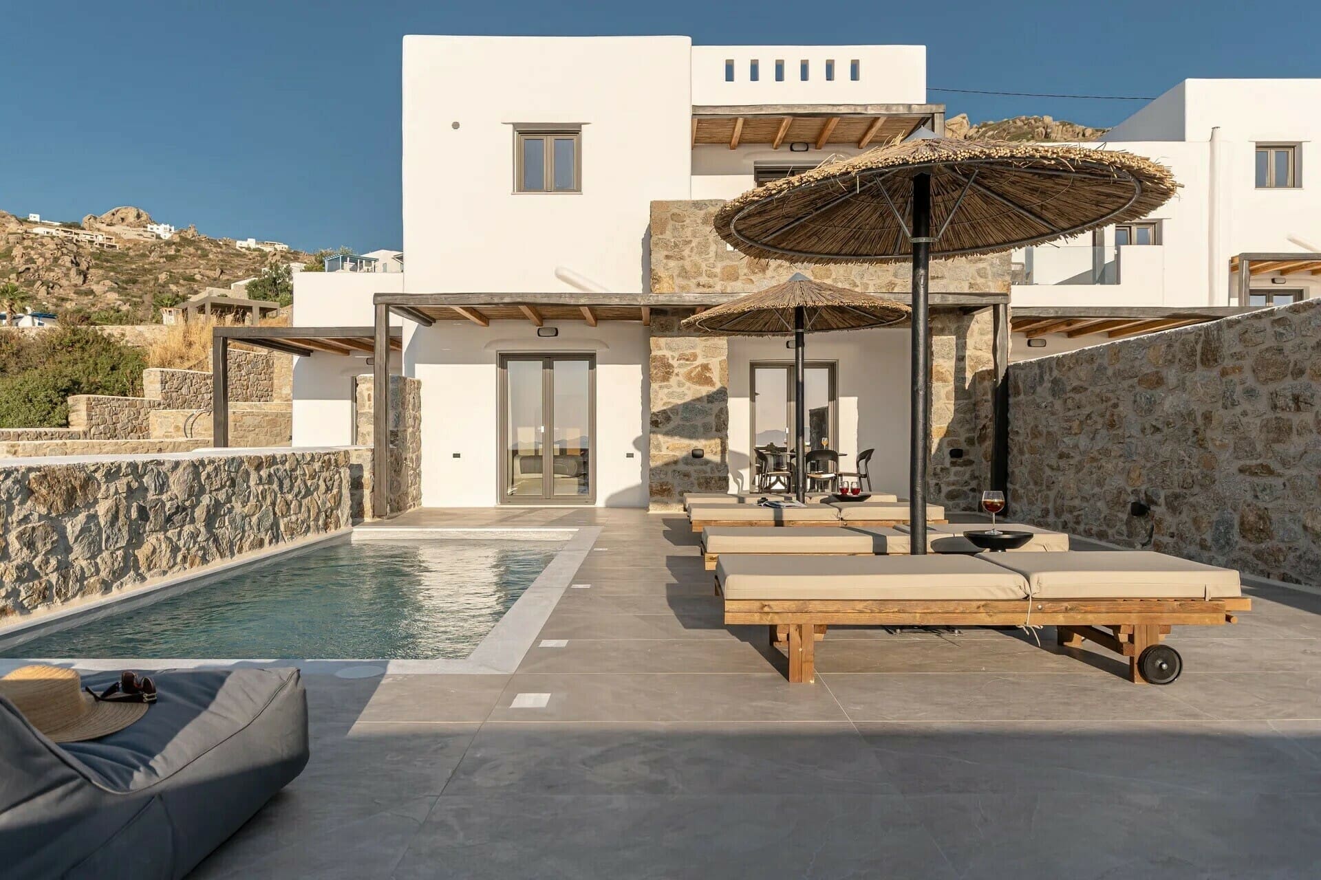 Villa Meltemi Naxos Naxos 34: Luxury 3-Bedroom Villa with Seaview and Pool, Naxos