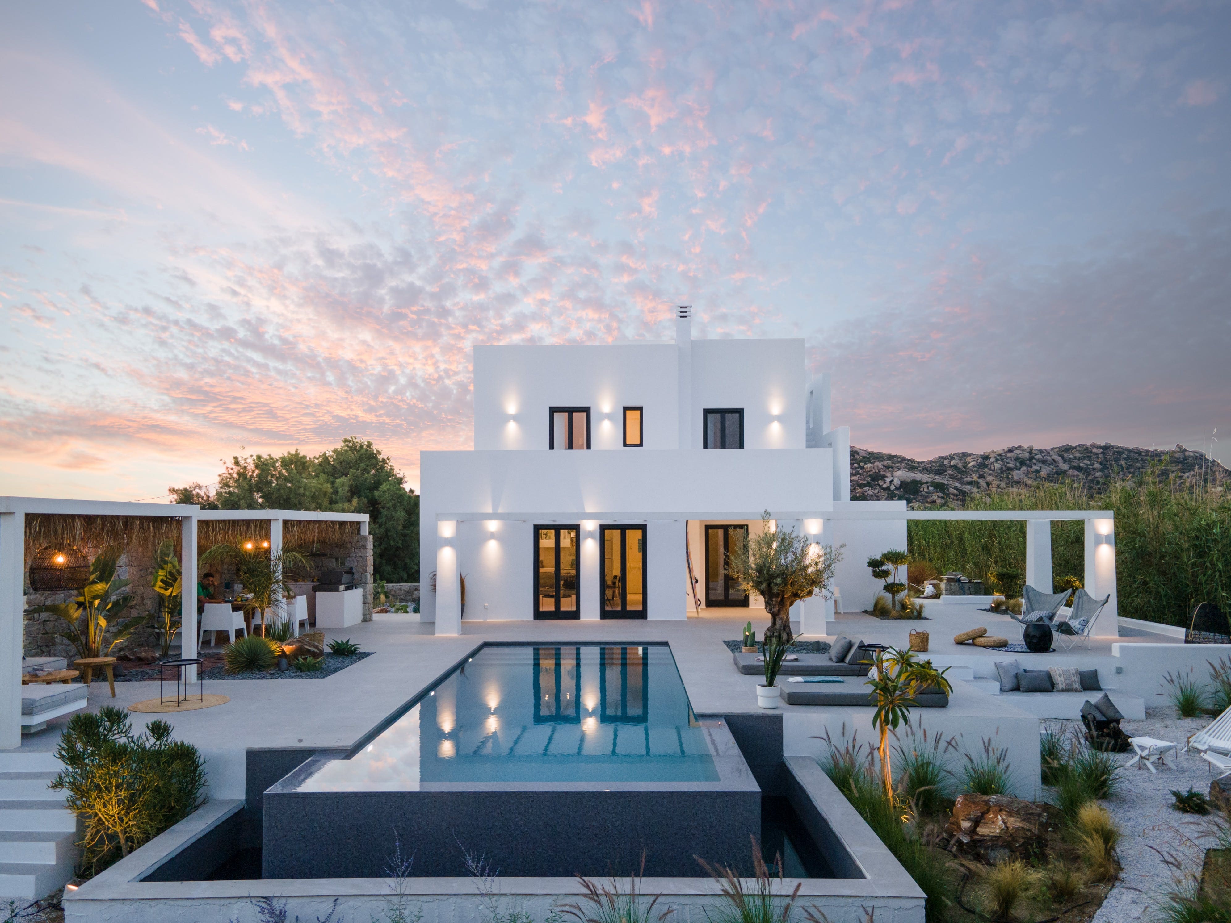 Villa Meltemi Naxos Naxos 42: Luxury 3-Bedroom Apartment with Seaview and Pool, Naxos