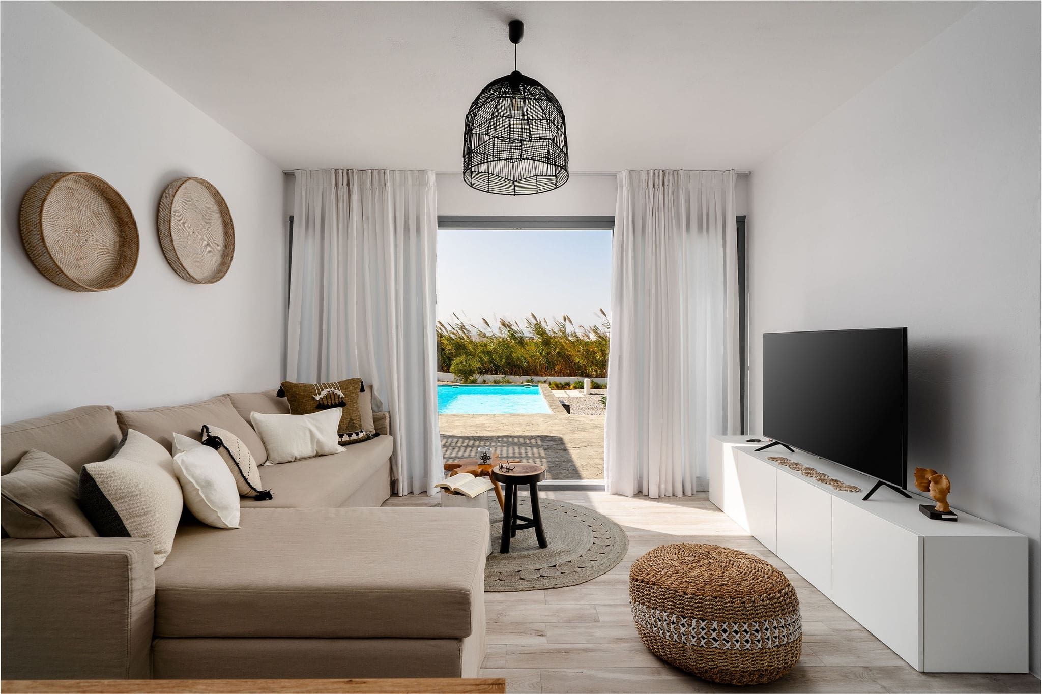 Villa Meltemi Naxos Naxos 43: Luxury 3-Bedroom Villa with Private Pool and Sea Views, Naxos