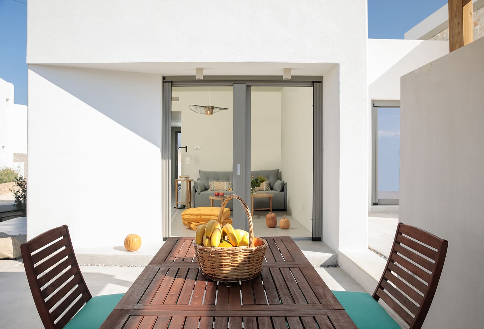 Villa Meltemi Naxos Naxos 62: Spacious 3-Bedroom Apartment with Pool and Sea Views, Naxos