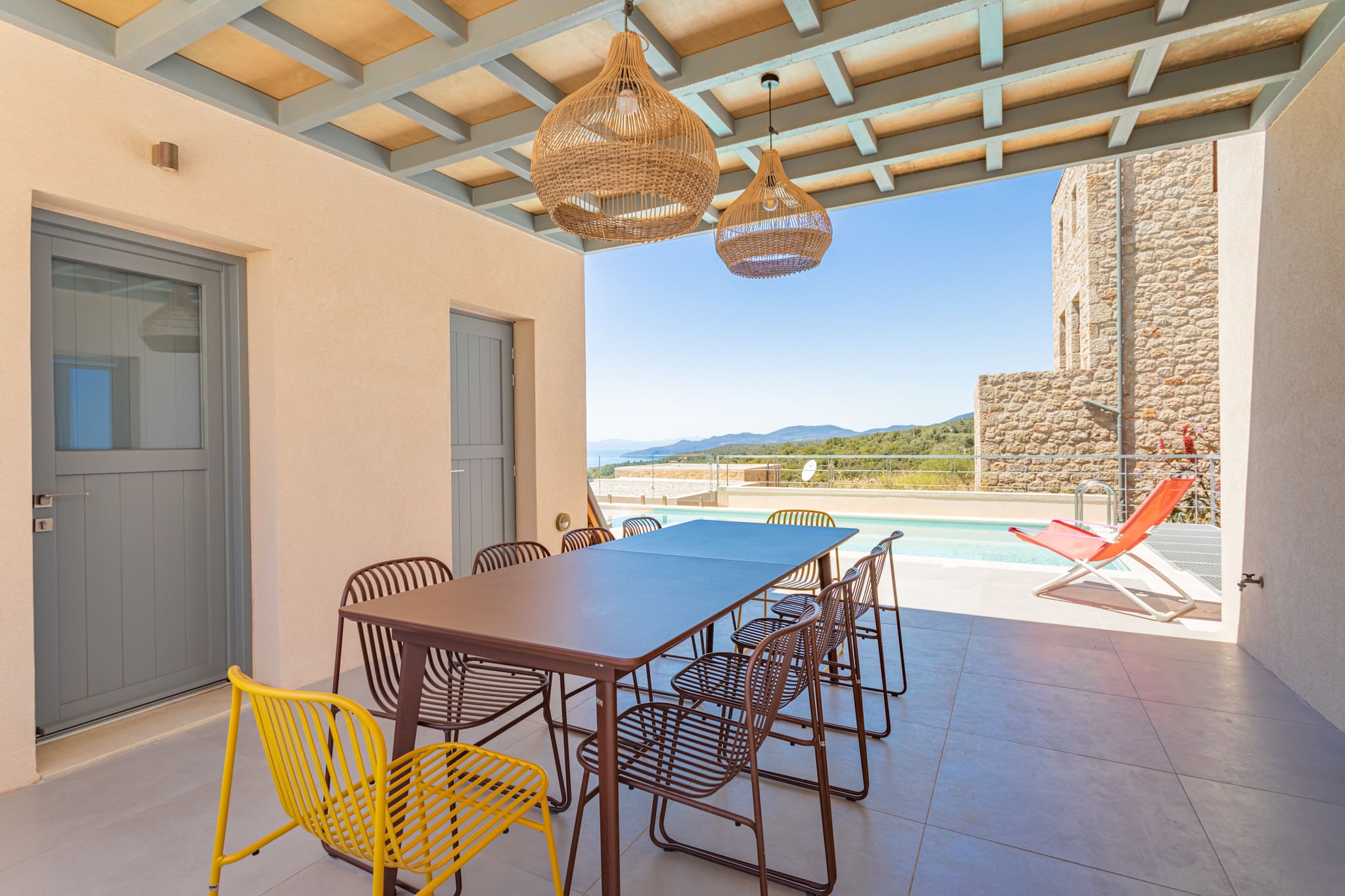 Villa Meltemi Neochori: 6-Bedroom Luxury Apartment with Seaview and Pool, Messenia