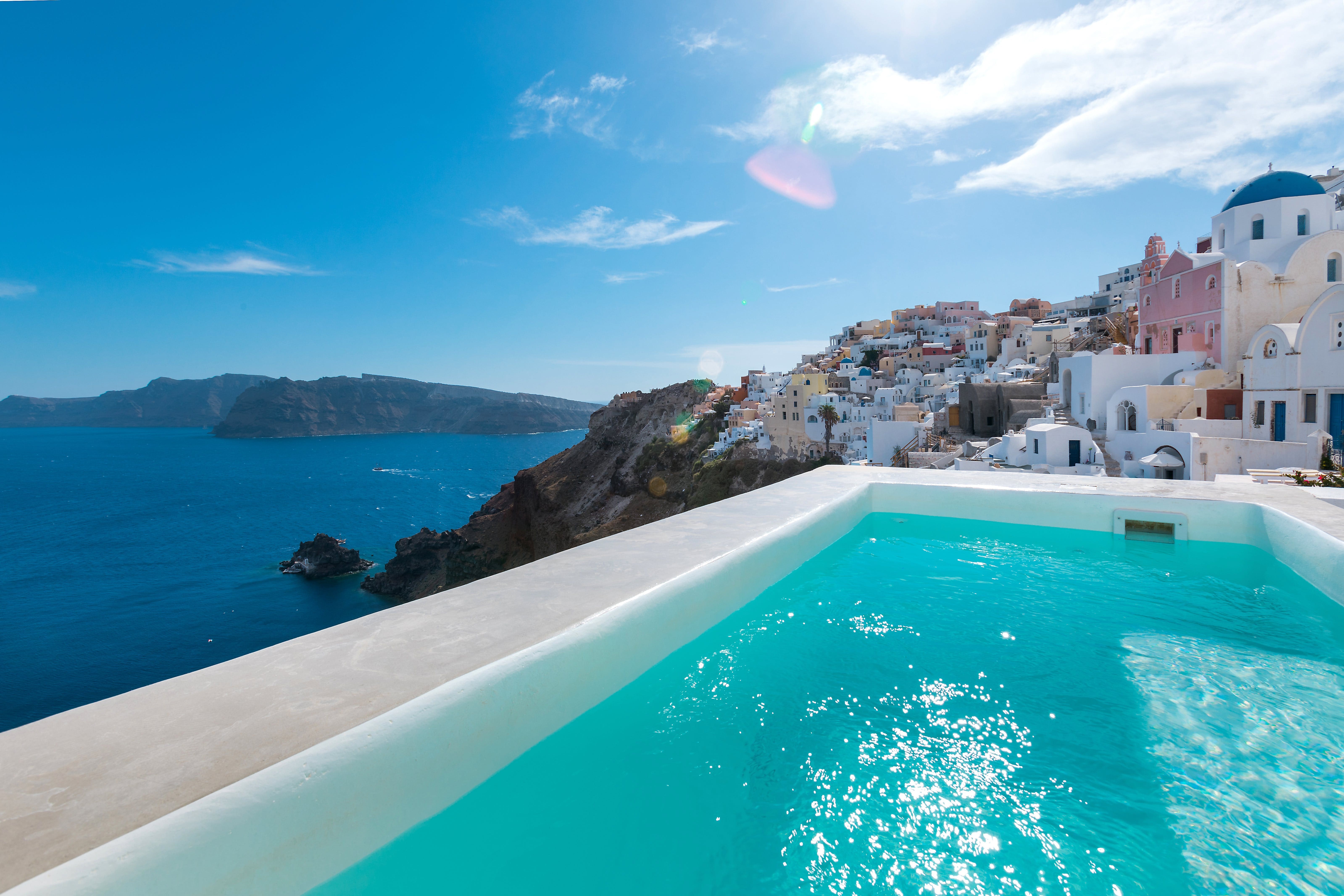 Villa Meltemi Oia Santorini 13: Luxury 1-Bedroom Apartment with Hot Tub and Sea Views, Santorini