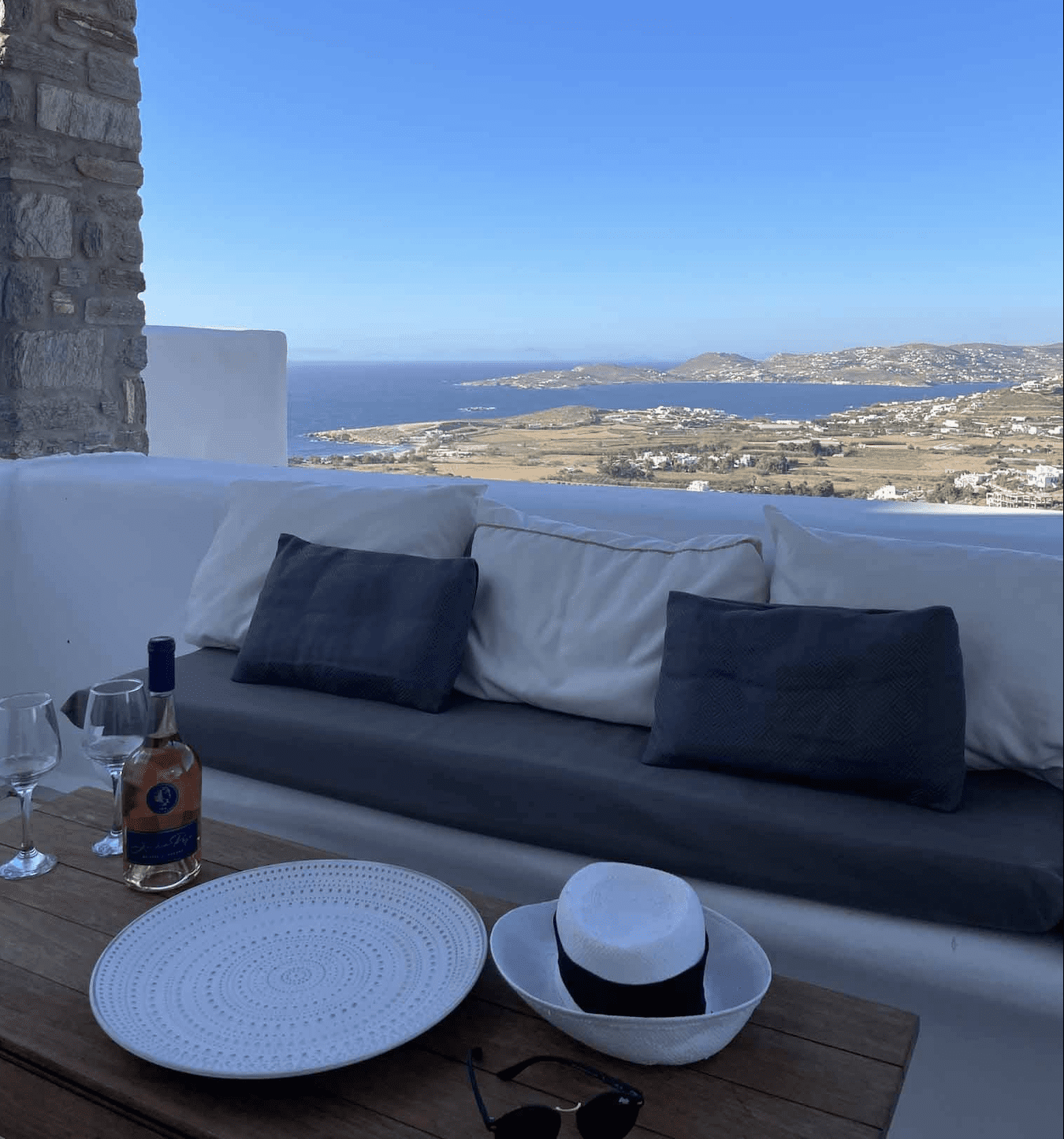 Villa Meltemi Paros Paros 111: Elegant 3-Bedroom Apartment with Seaview and Pool, Paros