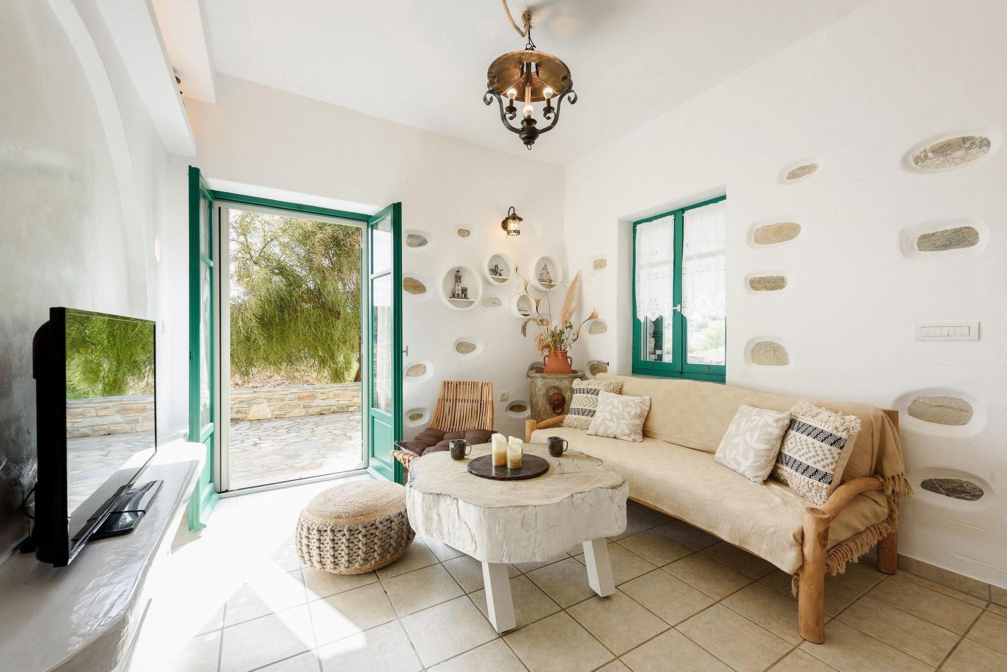 Villa Meltemi Paros Paros 20: Spacious 3-Bedroom Apartment with Seaview and Pool, Paros