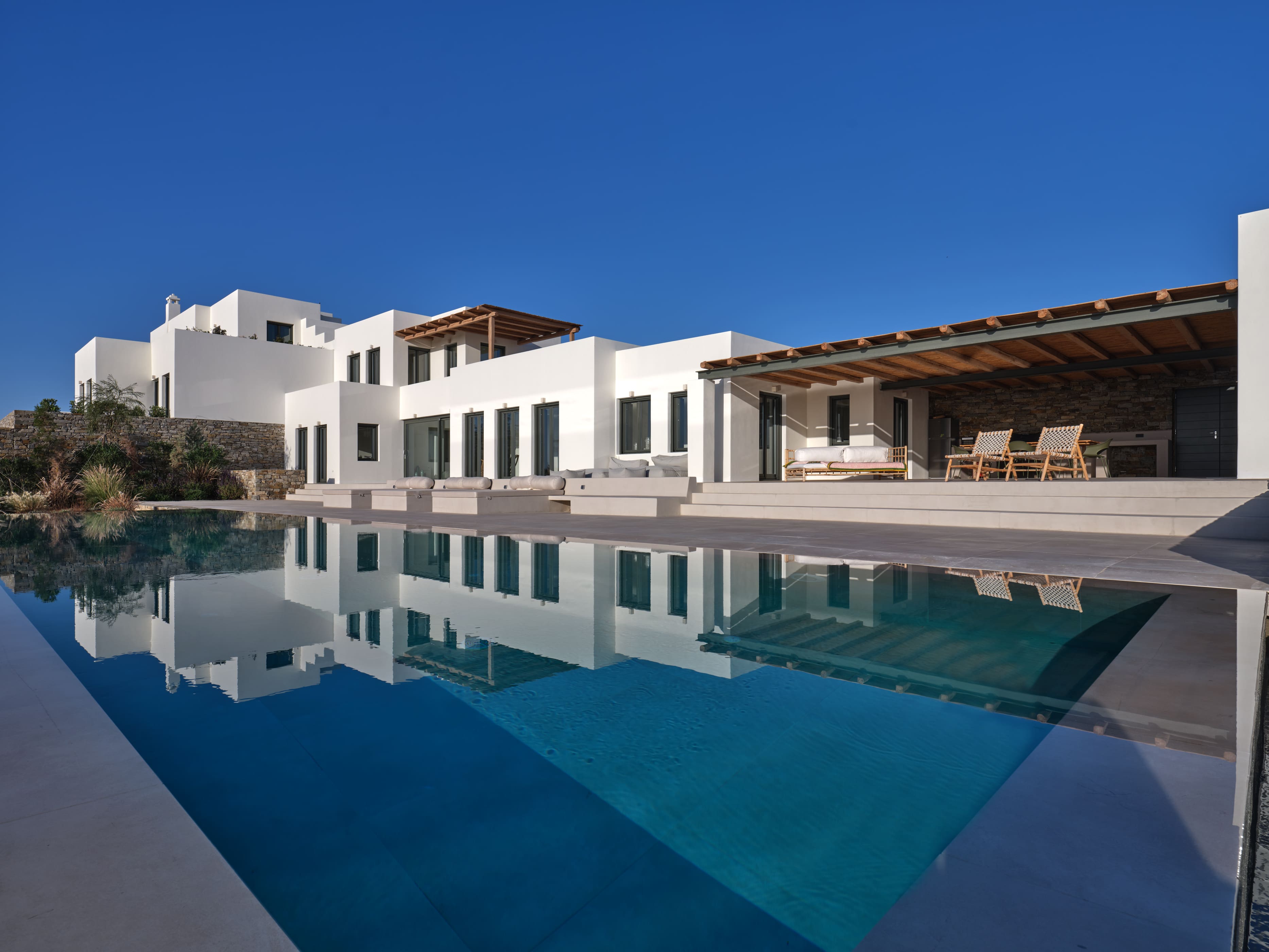 Villa Meltemi Paros Paros 31: Stunning 6-Bedroom Luxury Villa with Infinity Pool, Paros
