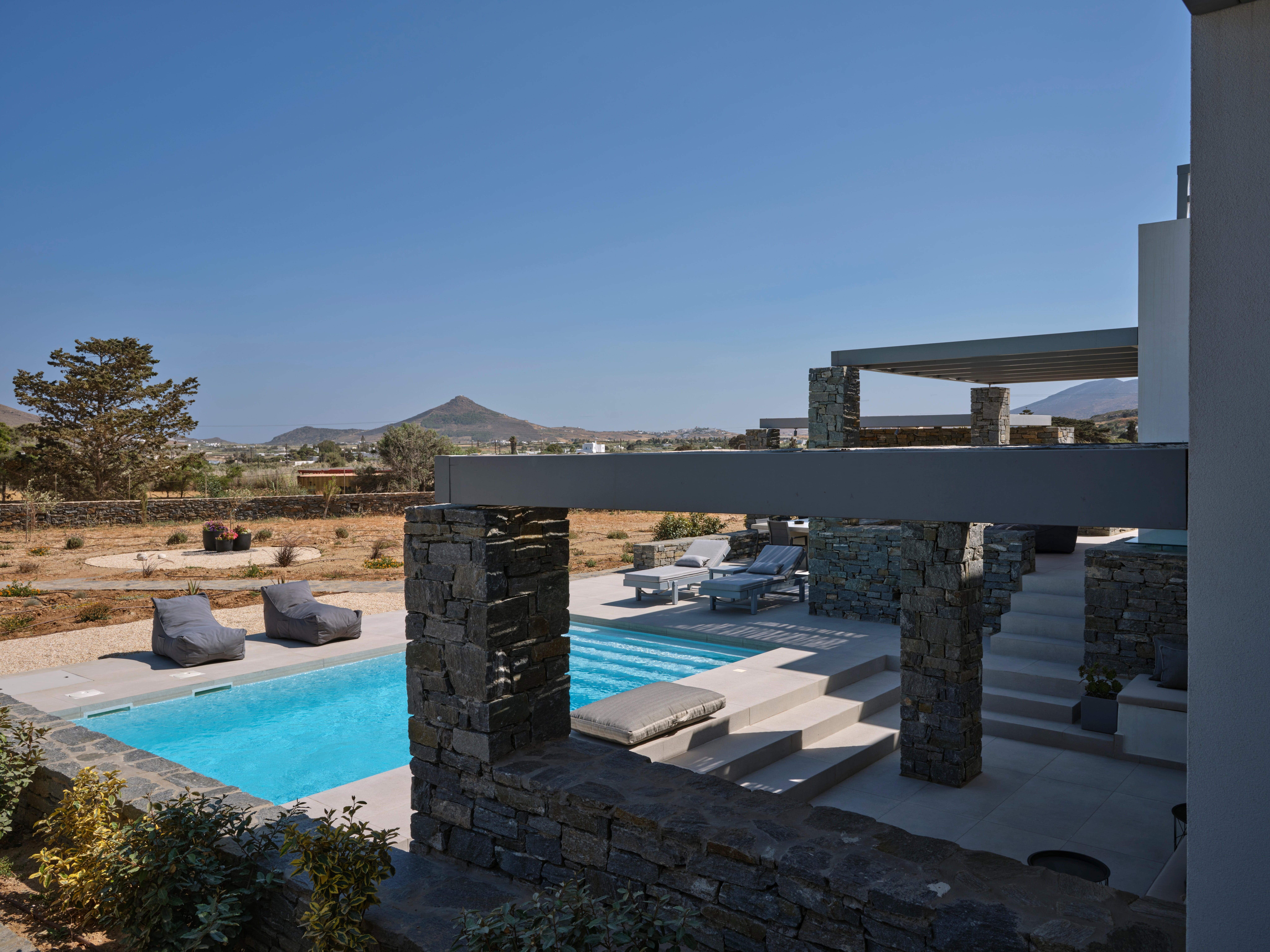 Villa Meltemi Paros Paros 36: Luxury 3-Bedroom Apartment with Seaview and Pool, Paros