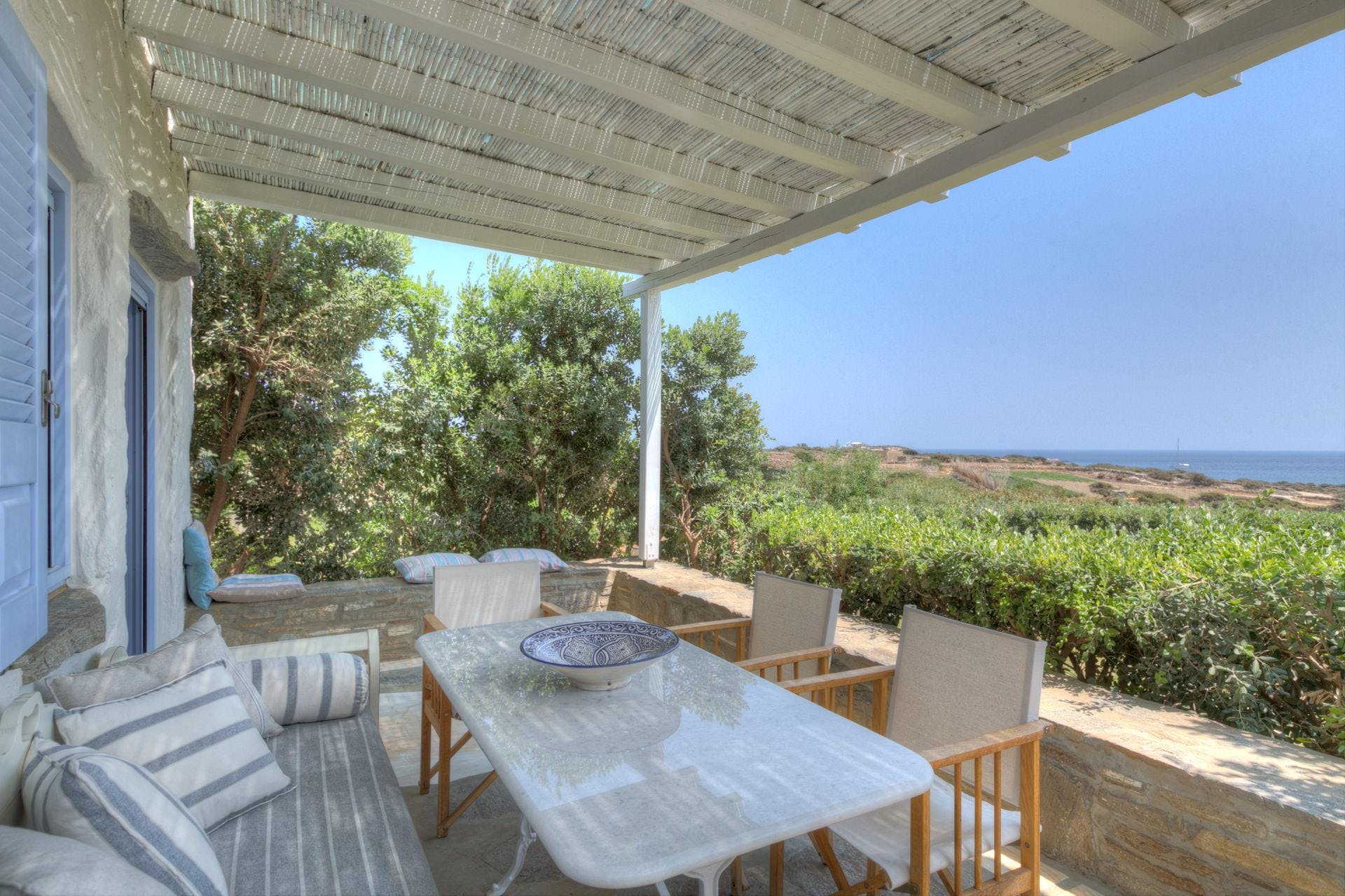 Villa Meltemi Paros Paros 63: Luxury Seaview Apartment with Beach Access, Paros