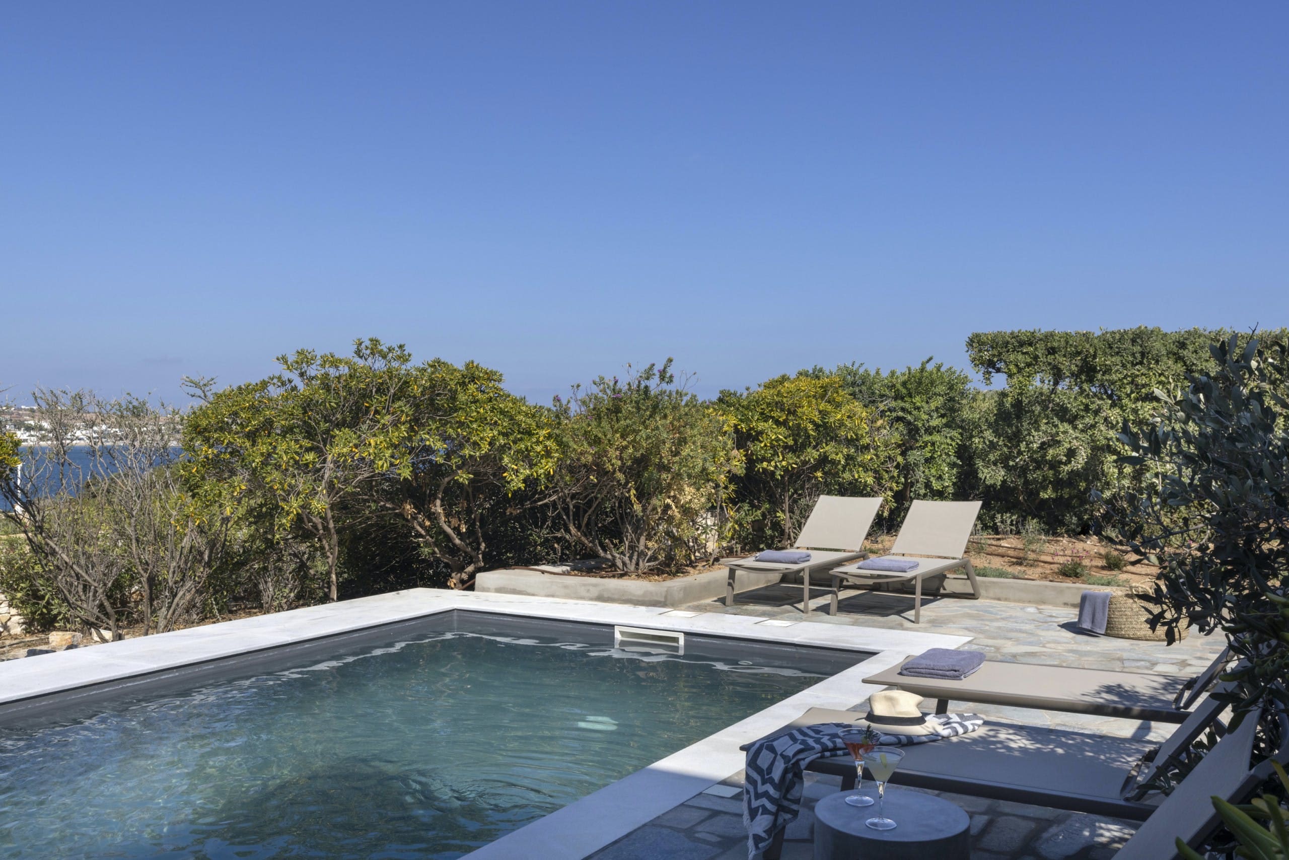 Villa Meltemi Paros Paros 72: Luxury 3-Bedroom Apartment with Seaview and Pool, Paros