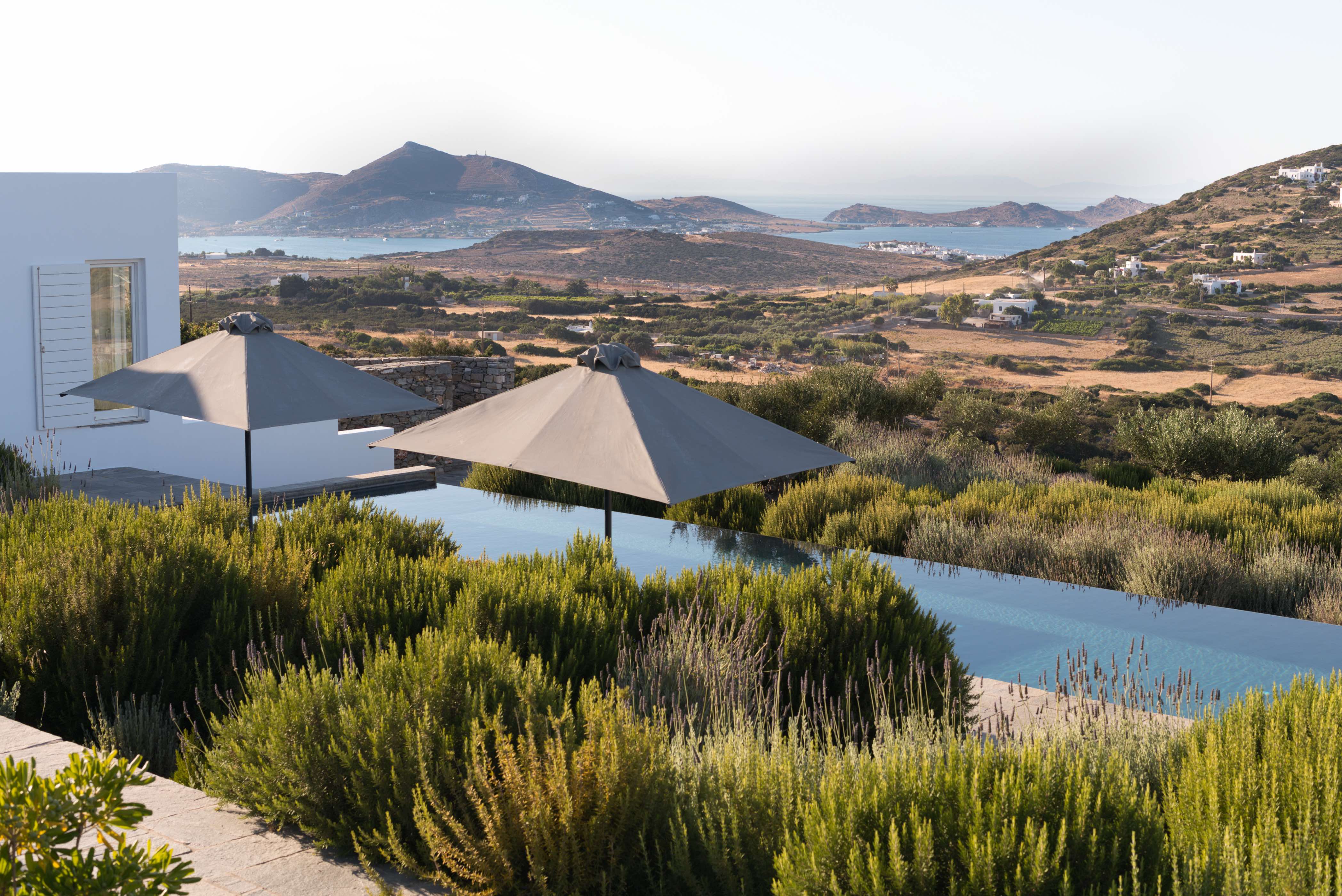 Villa Meltemi Paros Paros 9: Luxury 5-Bedroom Villa with Infinity Pool and Sea Views, Paros