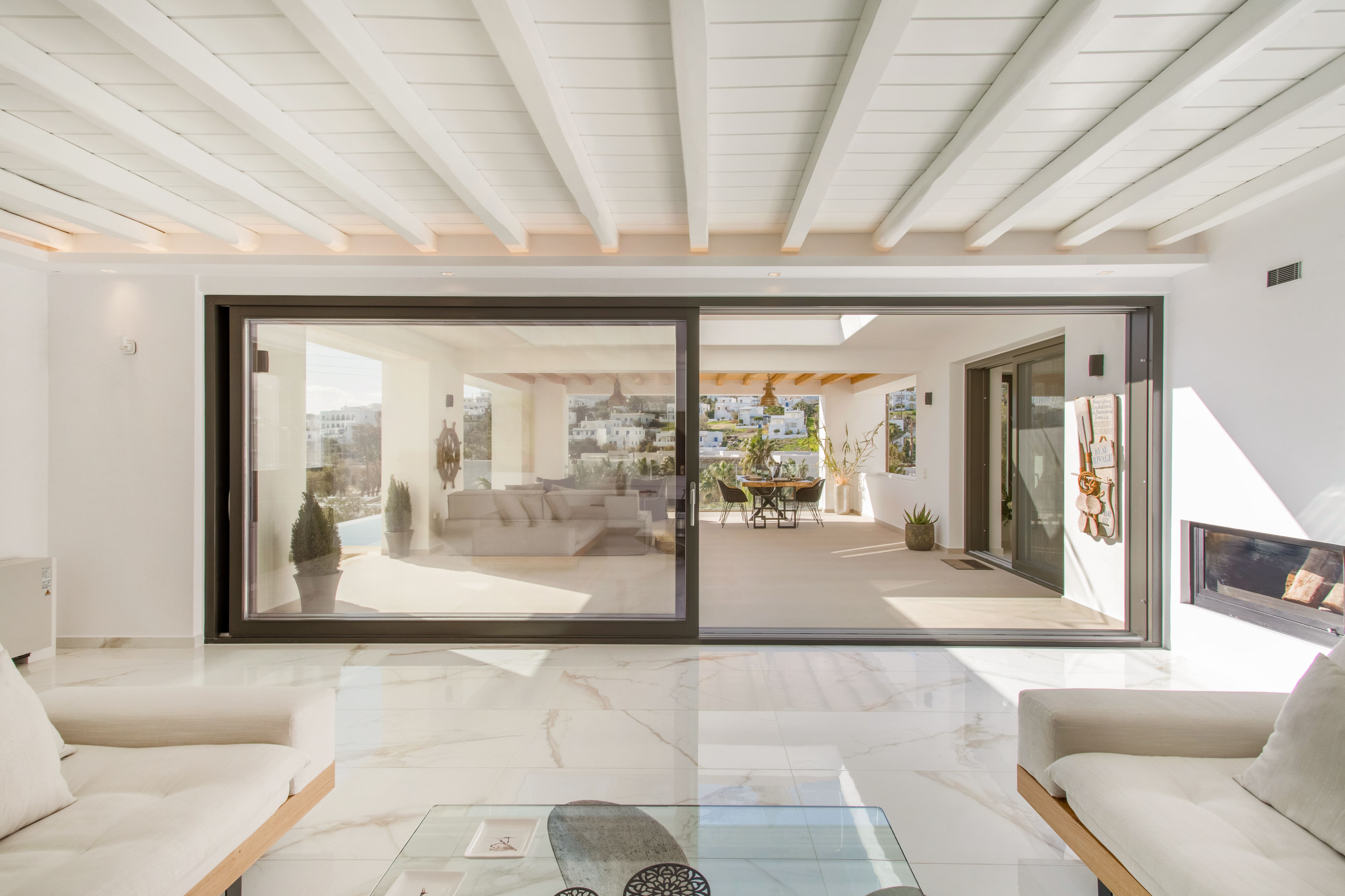 Villa Meltemi Piso Livadi: Luxury 4-Bedroom Villa with Stunning Sea Views, Paros